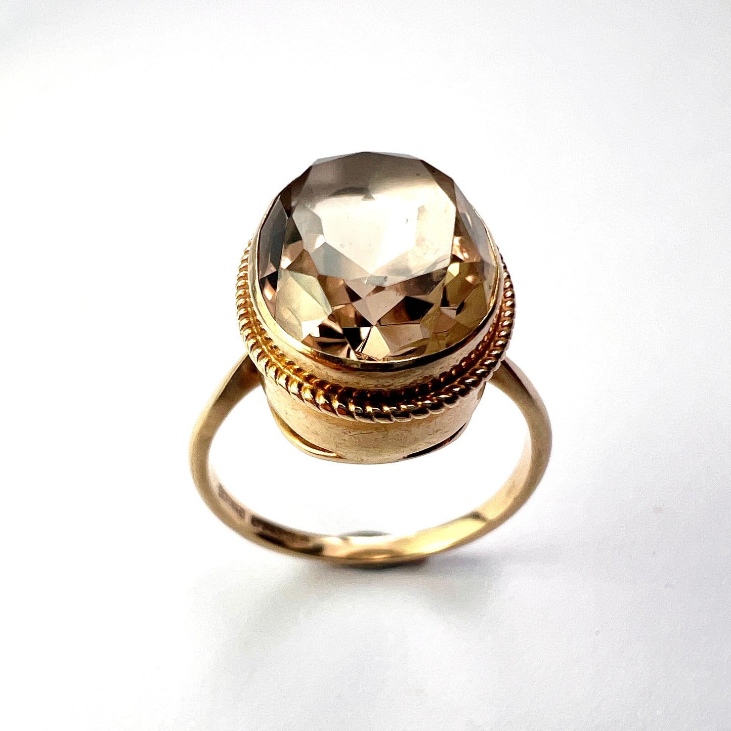 Vintage 9CT Gold Smoky Quartz Ring