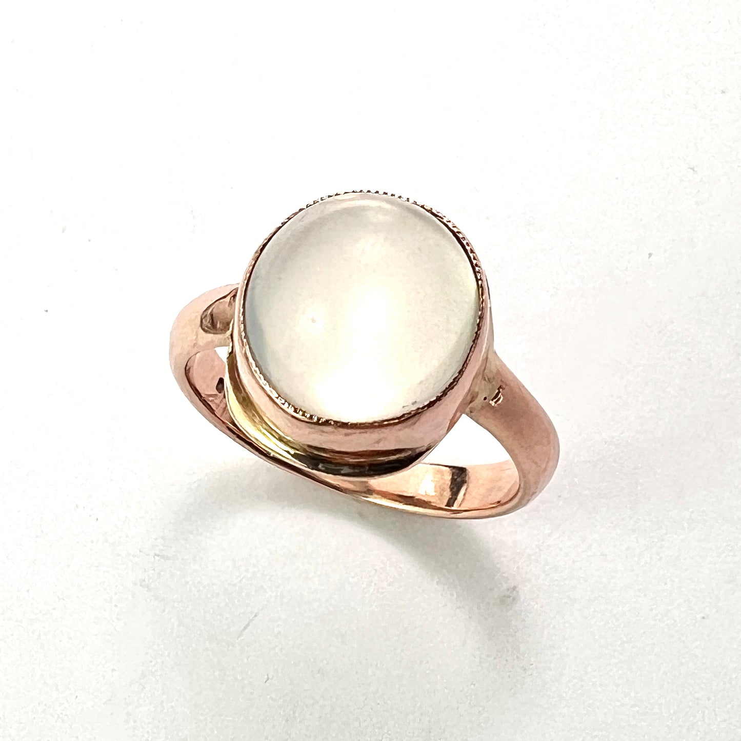 Vintage 9CT Rose Gold Moonstone/Quartz Ring