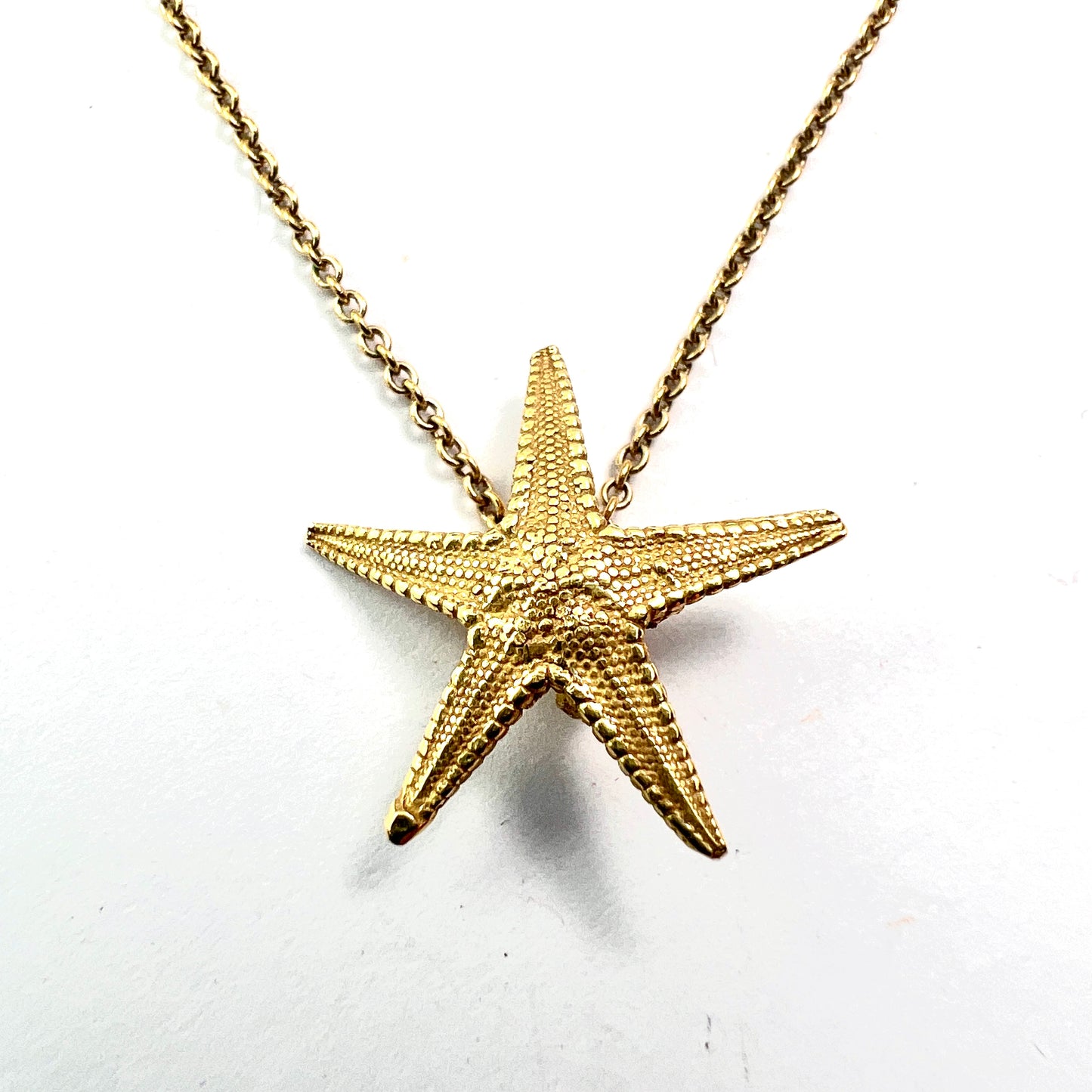 Vintage 18CT Gold Starfish Pendant Necklace