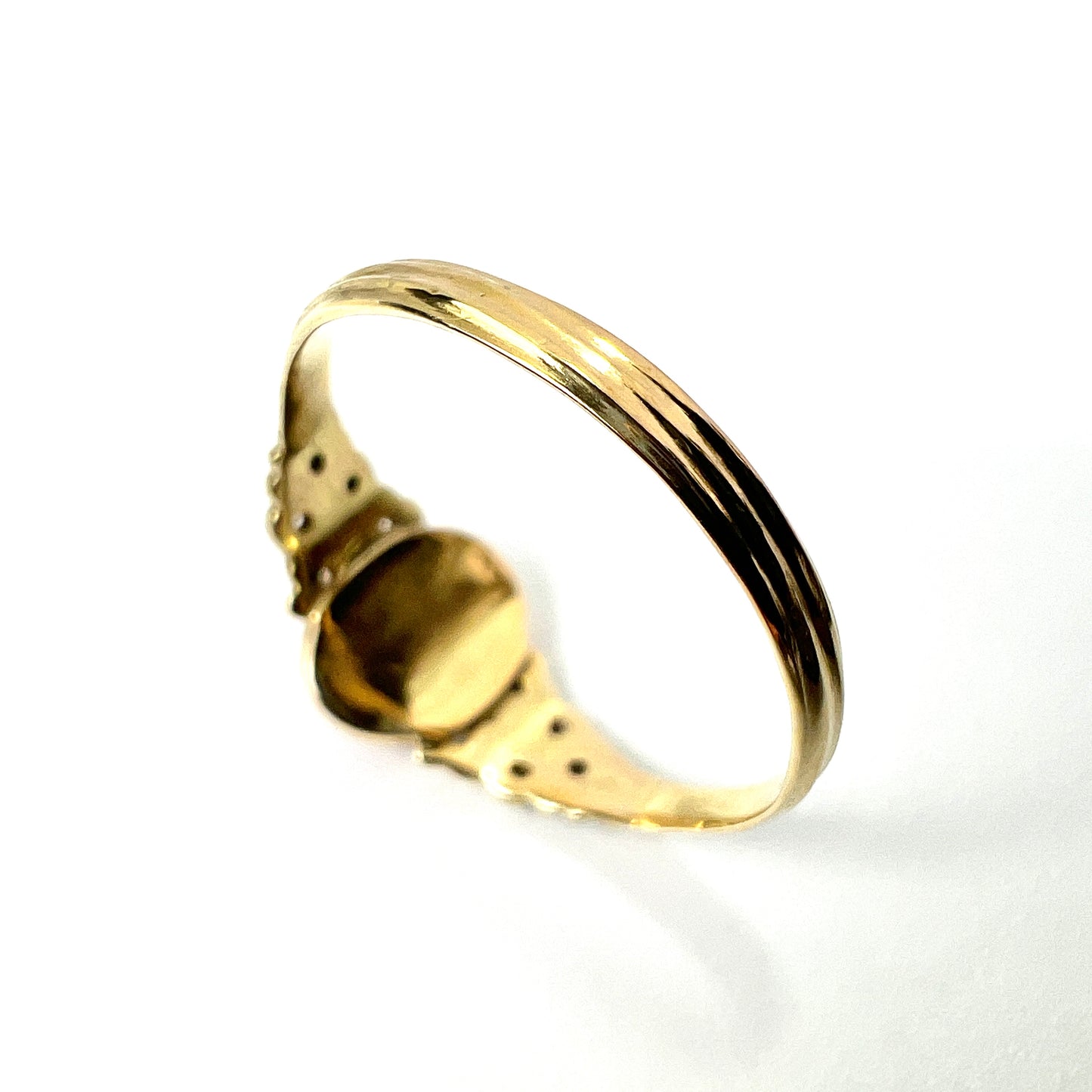 Large Antique Gold Coral Cameo Ring