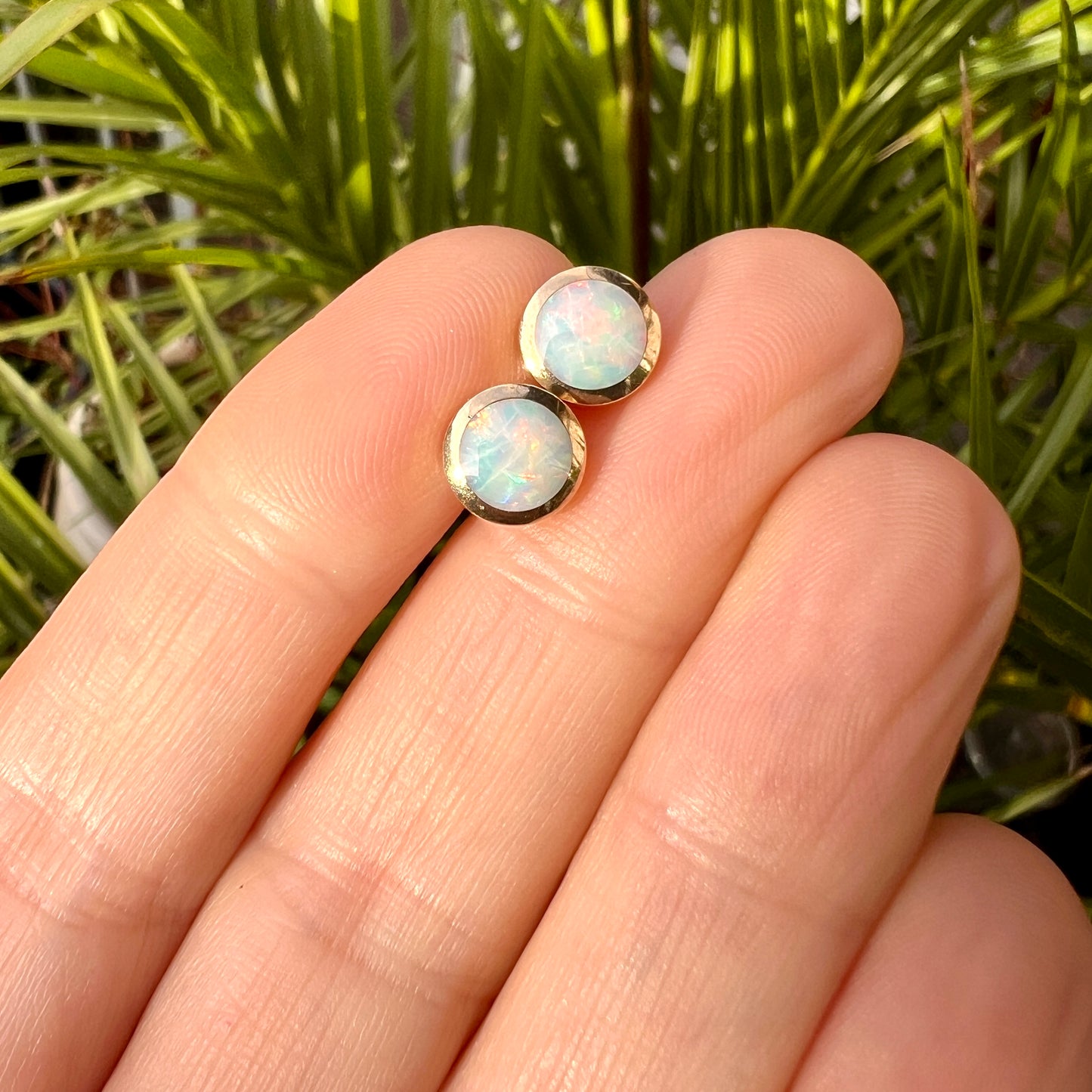 Vintage 18CT Gold Opal Stud Earrings