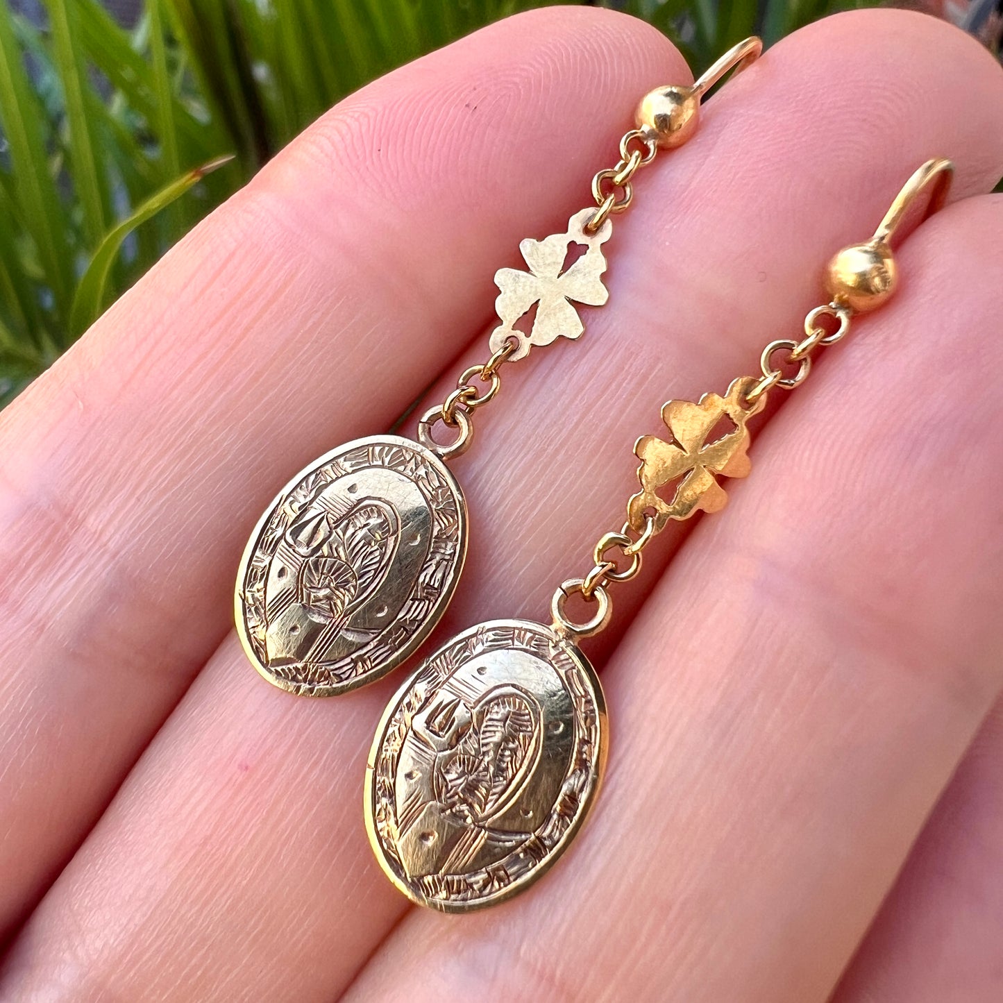 Victorian Pretty 9CT Gold Buckle and Lucky Shamrock Earrings