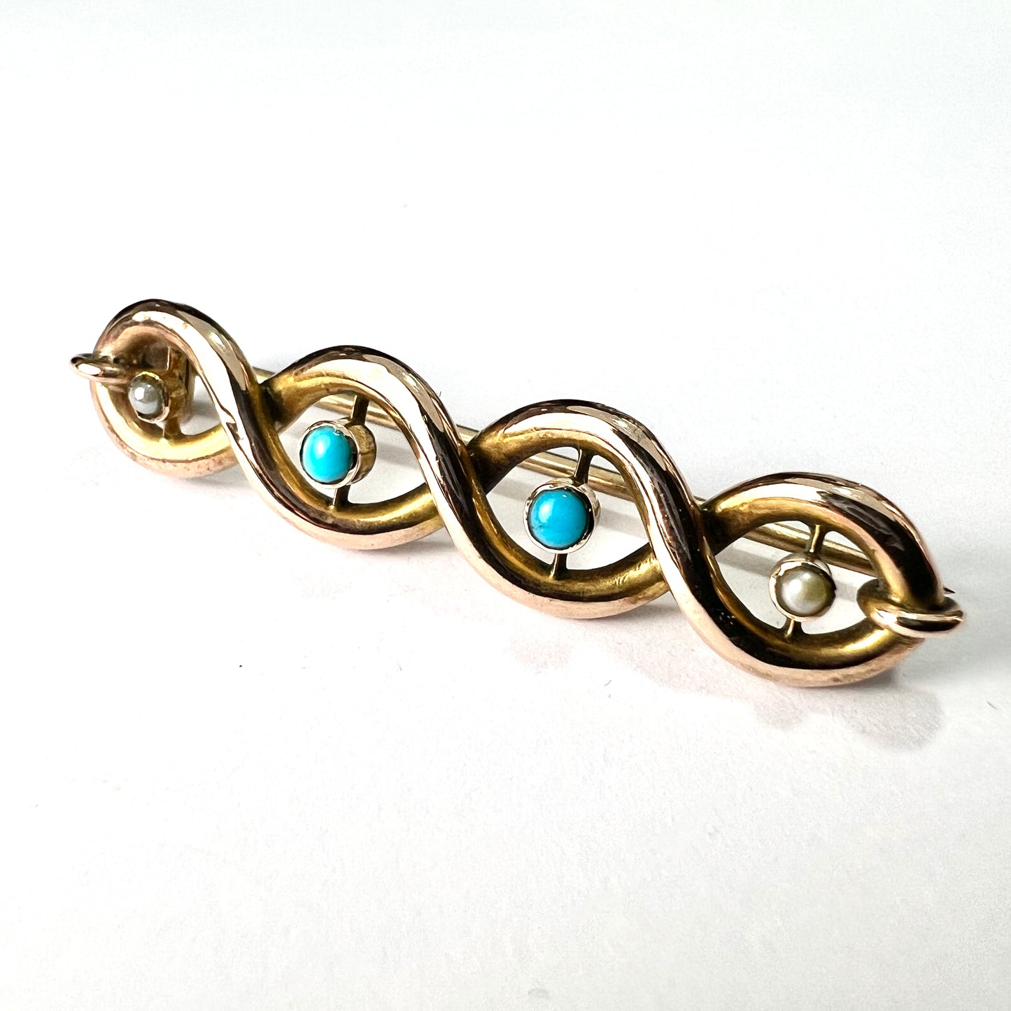 Victorian/Edwardian 15CT Gold Turquoise and Pearl Brooch