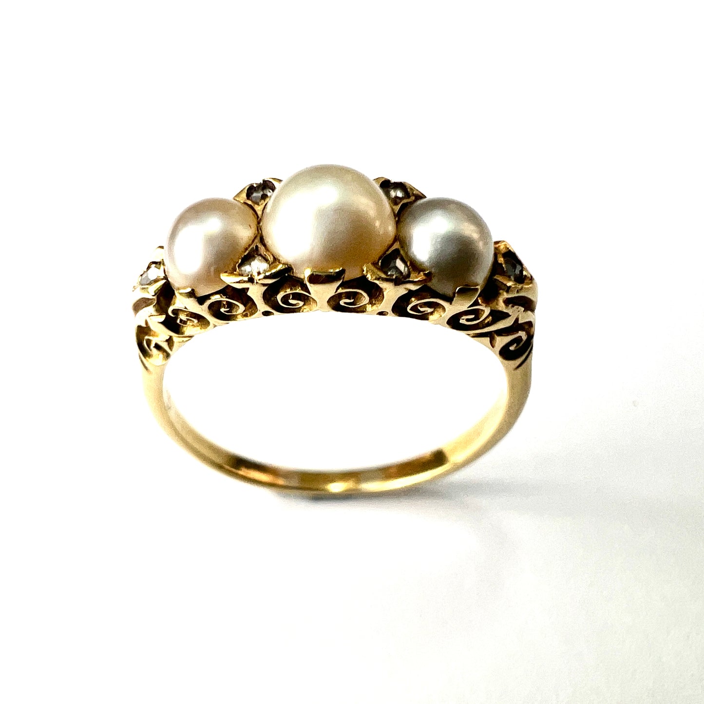 Edwardian/Victorian 18CT Gold Pearl and Diamond Dress Ring