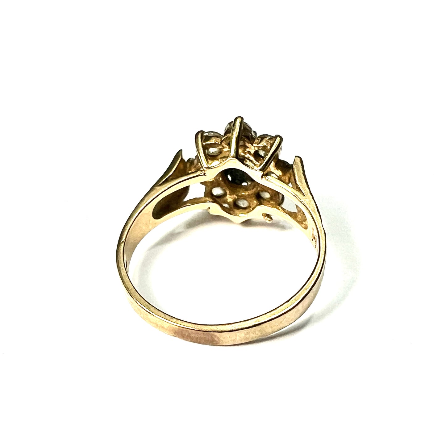 Vintage 9CT Gold Flower Cluster Ring