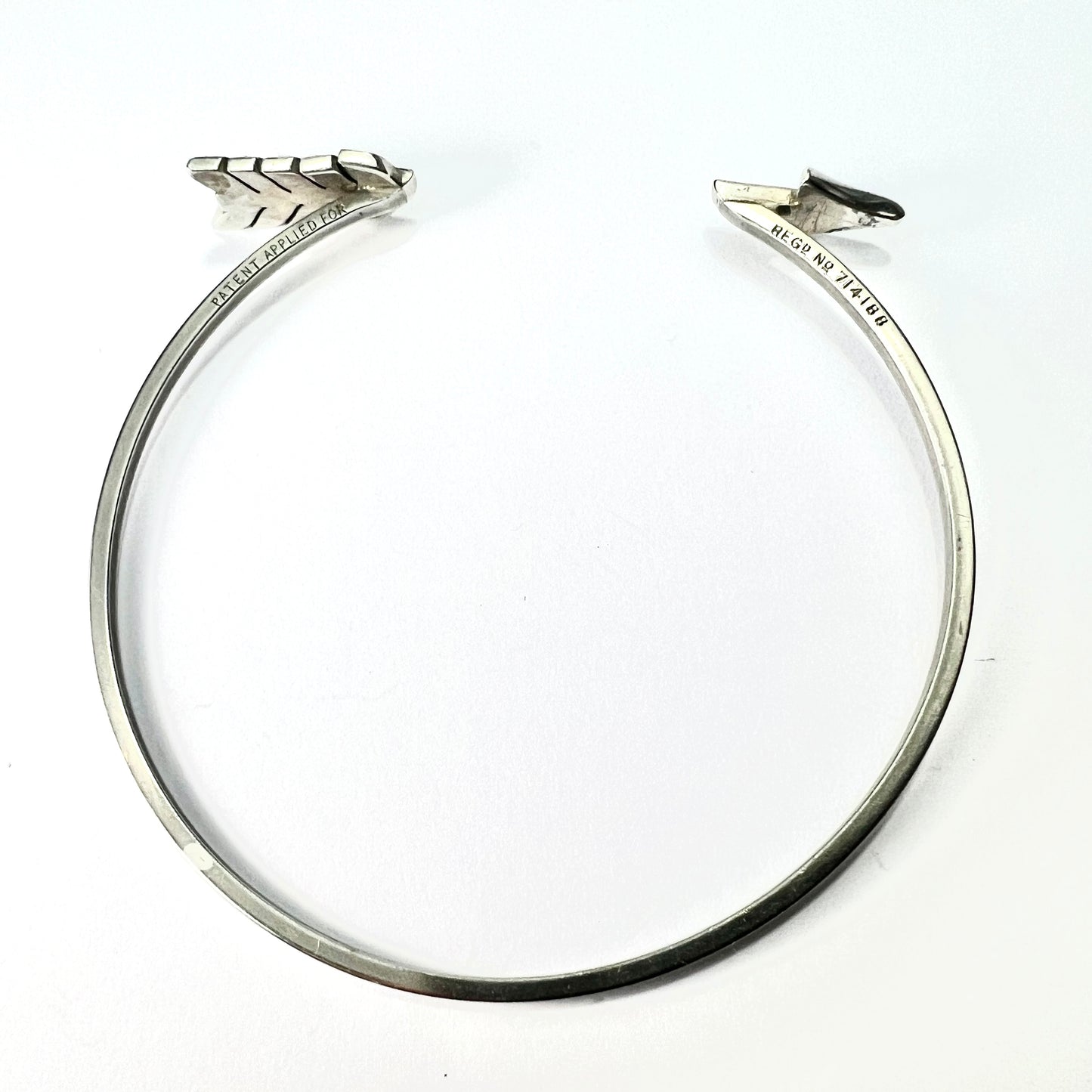 Vintage Art Deco Silver Paste Arrow Slave Bangle