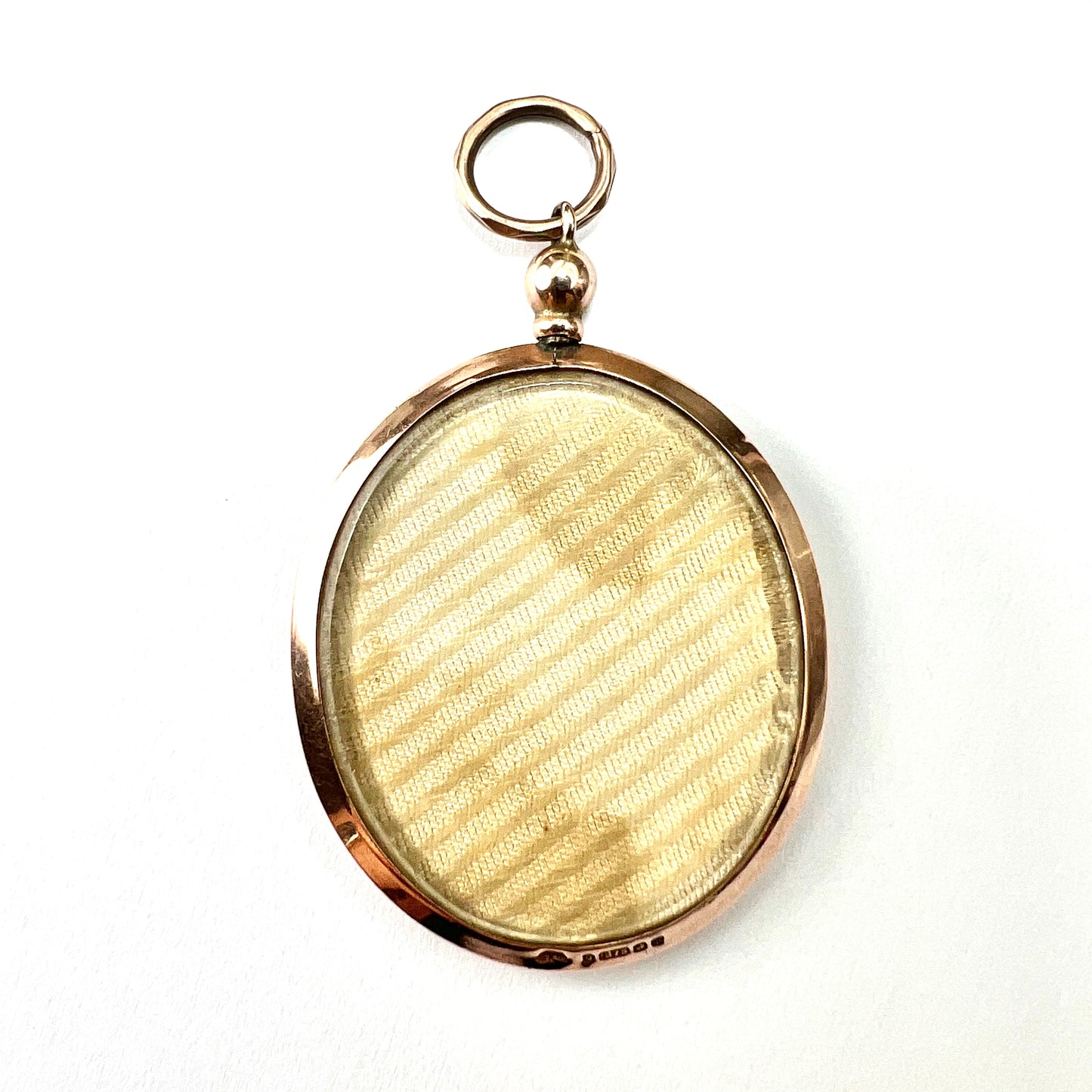 Edwardian 9CT Gold Top Screw Locket Pendant