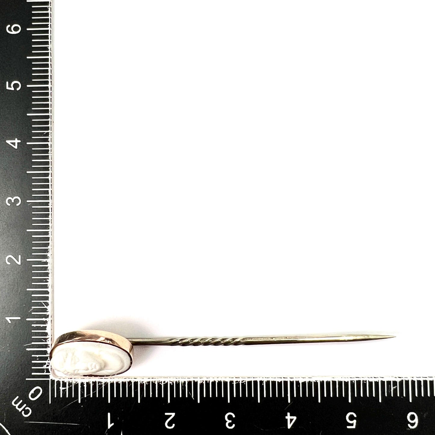 Antique 9CT Gold Hardstone Cameo Stick Pin