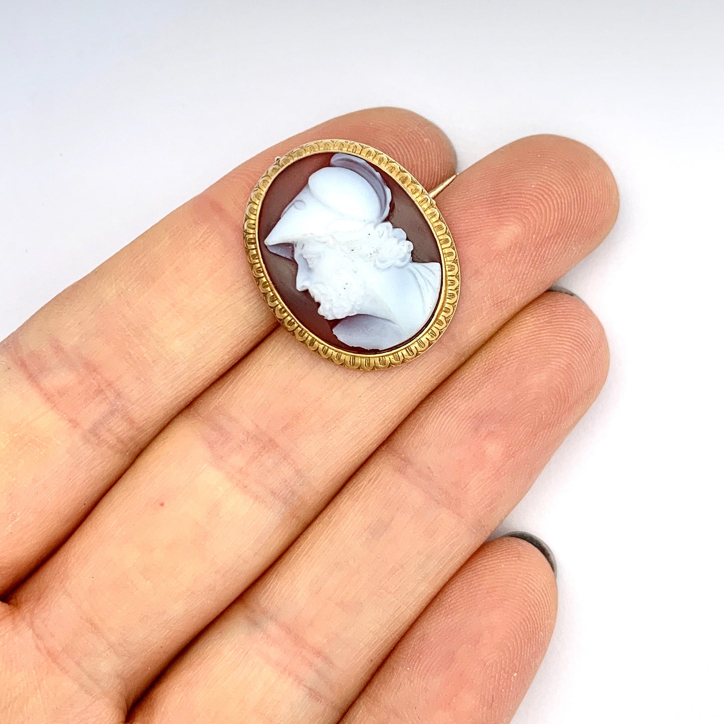Victorian 9CT Gold Ajax Warrior Cameo Brooch