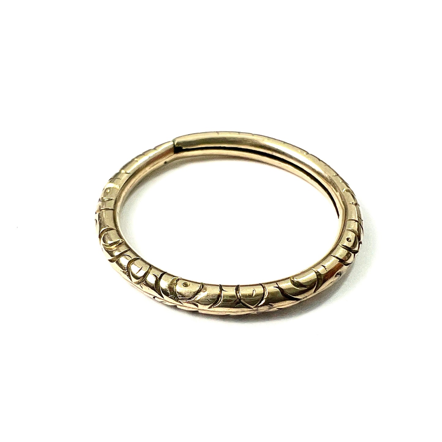Georgian 9CT Gold Engraved Split Ring