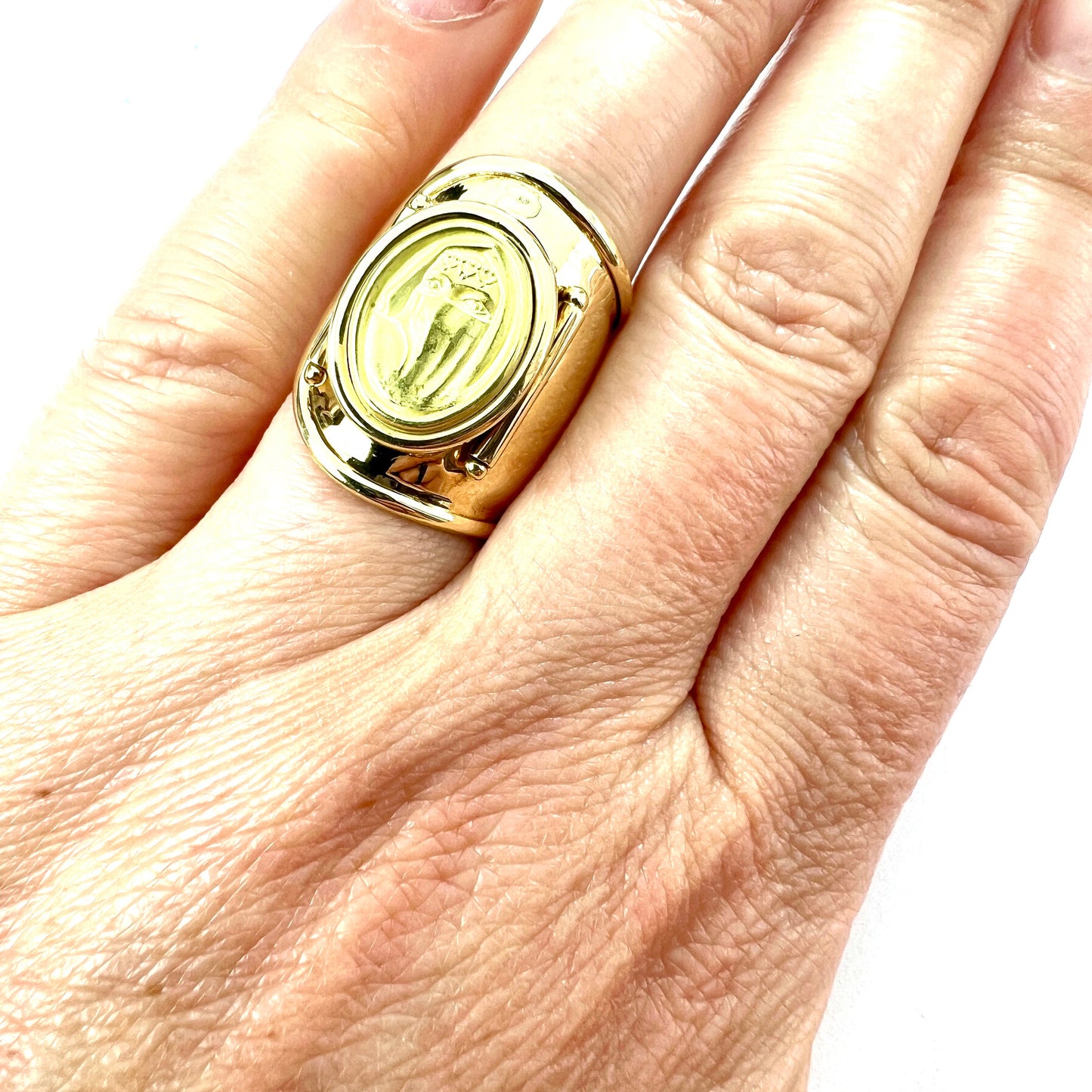 Large Vintage 18CT Gold Veiled Lady Wraparound Ring