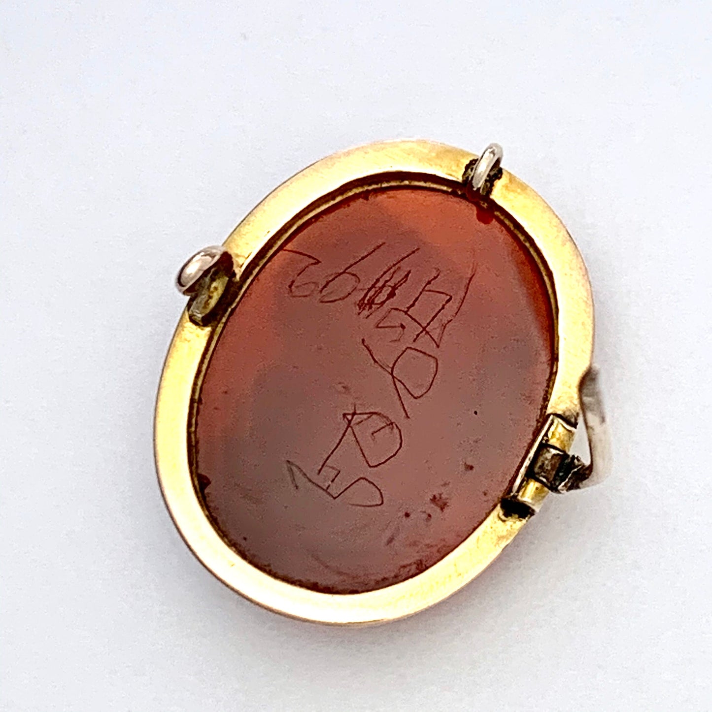 Victorian 9CT Gold Ajax Warrior Cameo Brooch
