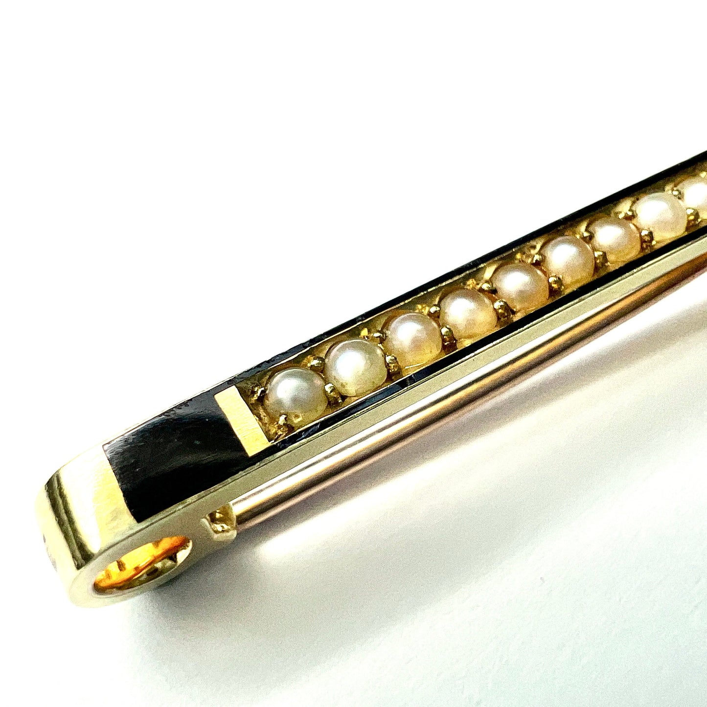 Edwardian 15CT Gold Pearl Enamel Bar Brooch
