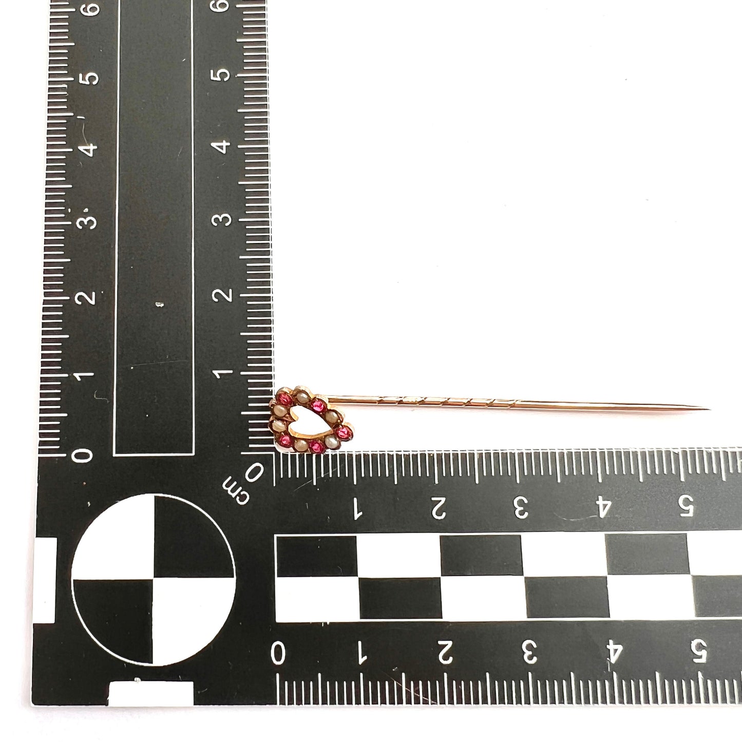 Boxed Edwardian 9CT Gold Paste Ruby Pearl Stick Pin