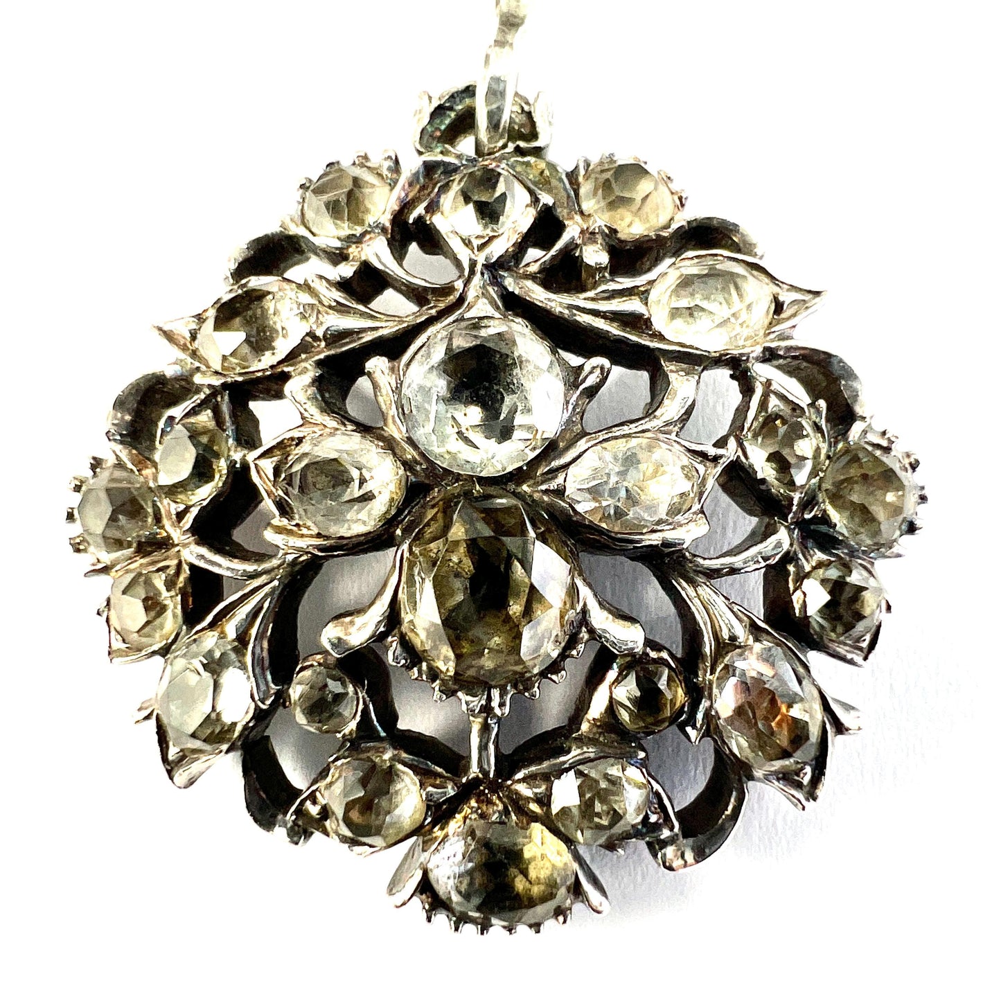 Georgian Secret Bee Silver Black Dot Paste Pendant