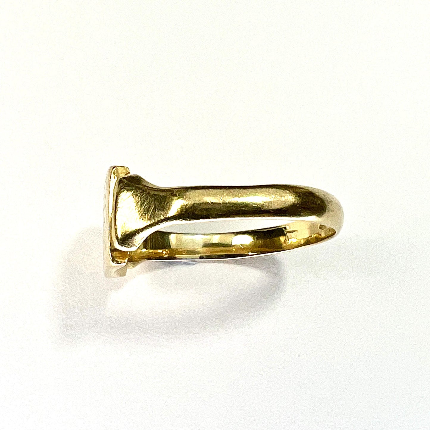 1929 Art Deco 18CT Gold Monogram Signet Ring