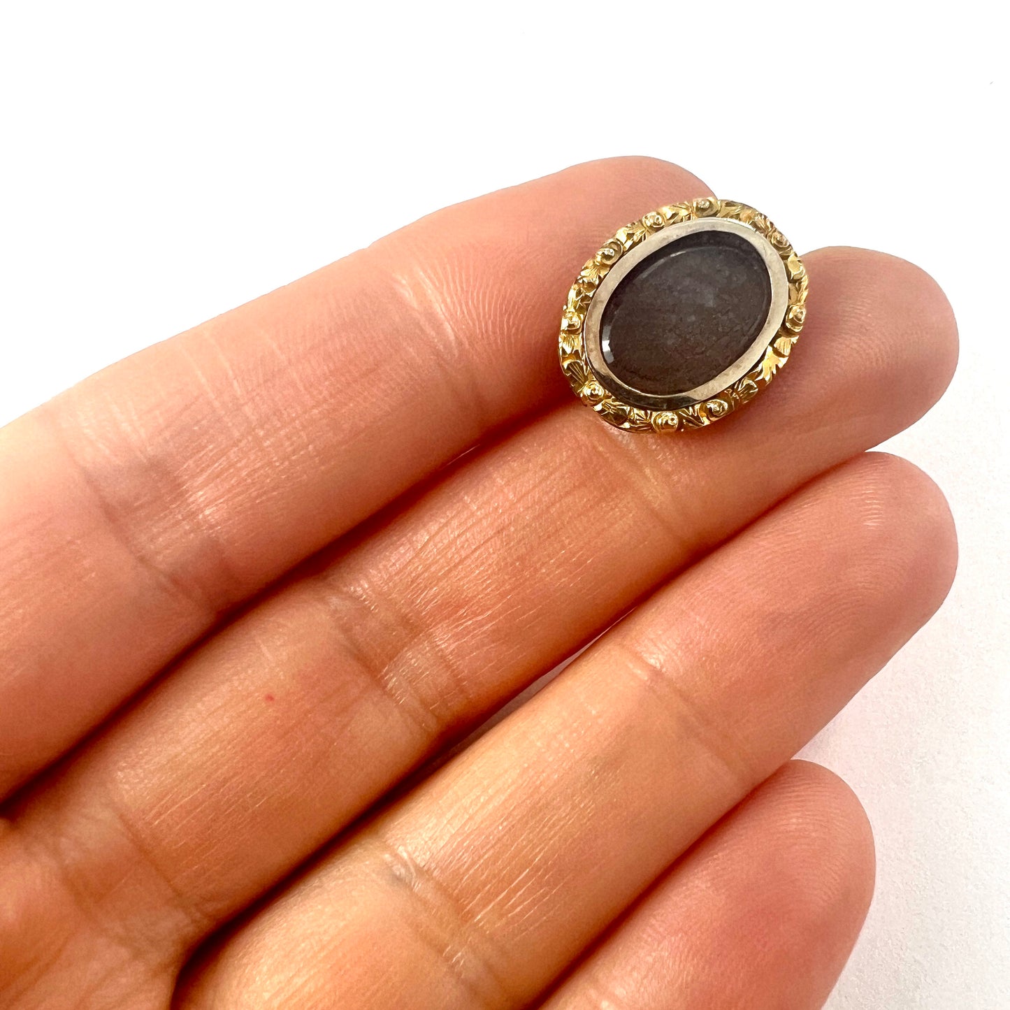 Small Georgian Gold Hair Mourning Brooch