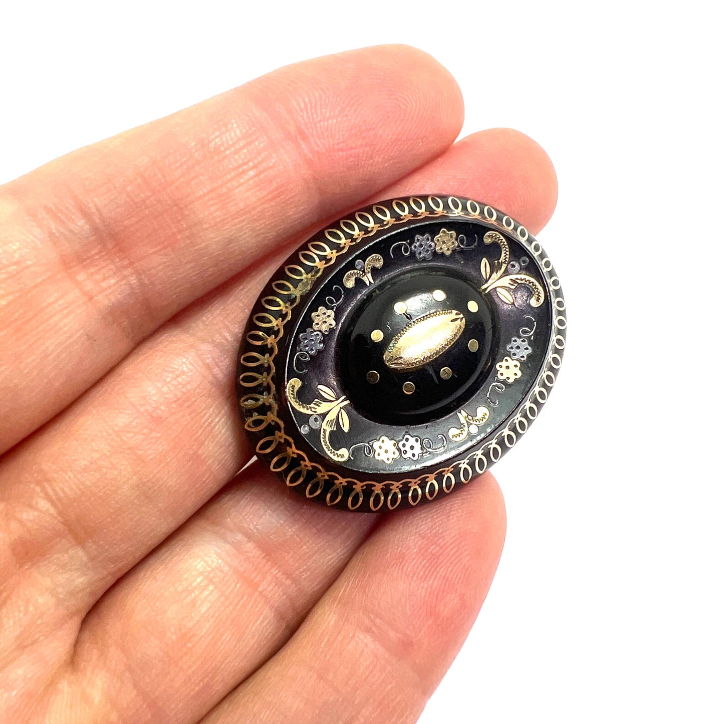 Victorian Pique Work Brooch in Gold and Silver