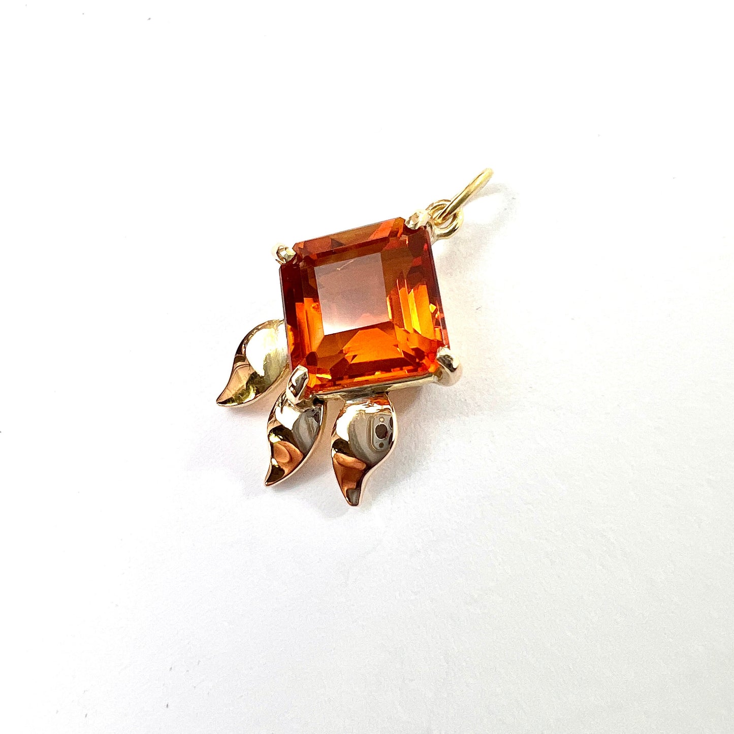 Vintage 15CT Gold Flaming Citrine Pendant