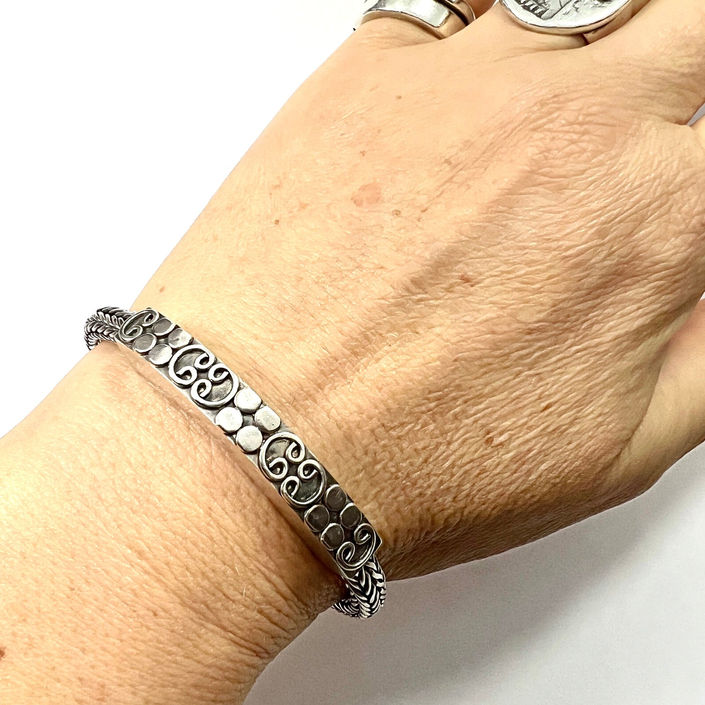 Vintage Sterling Silver Slinky Herringbone Chain Bracelet