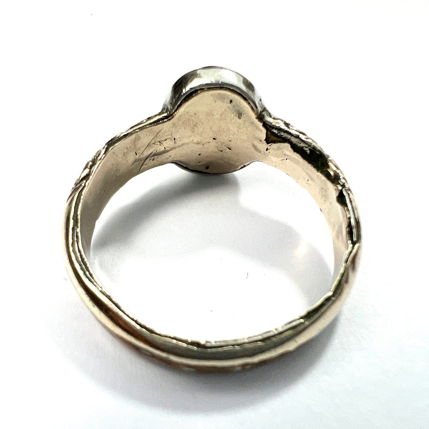 Georgian Silver and Gold Cased Garnet Solitaire Ring