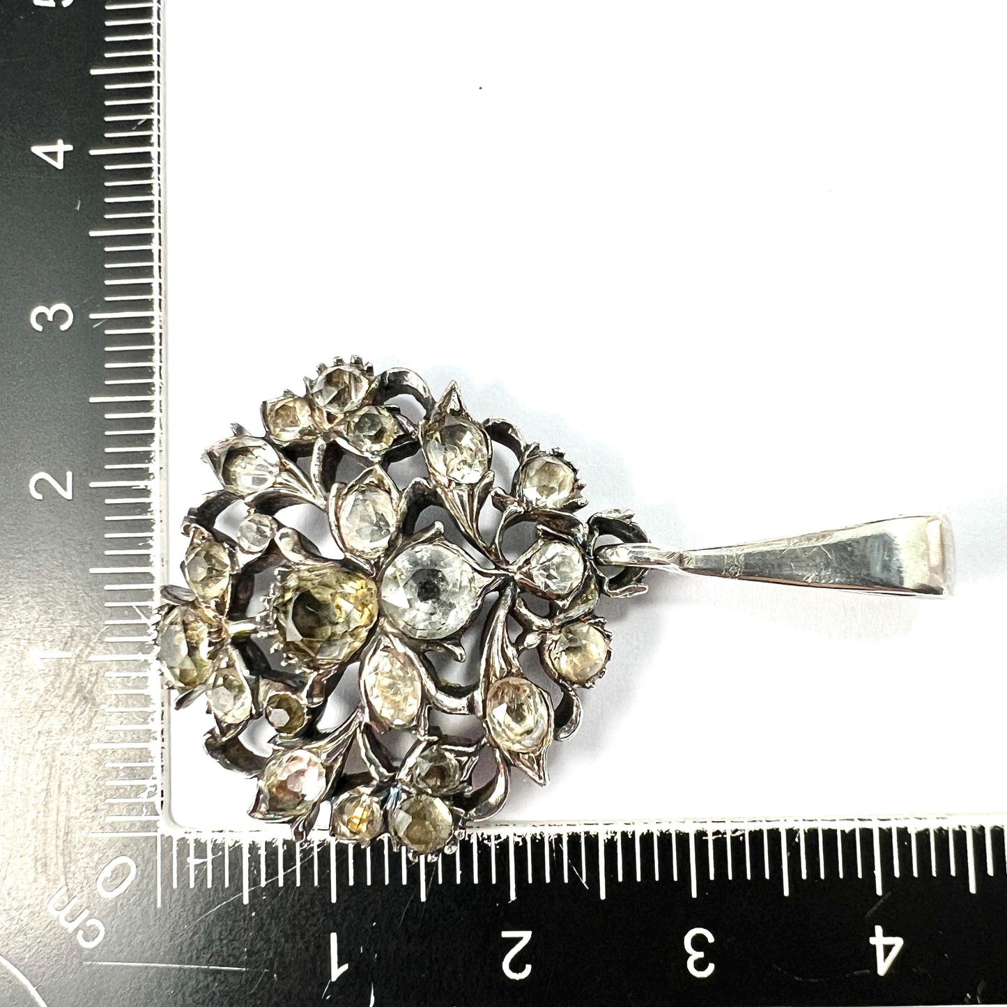 Georgian Secret Bee Silver Black Dot Paste Pendant