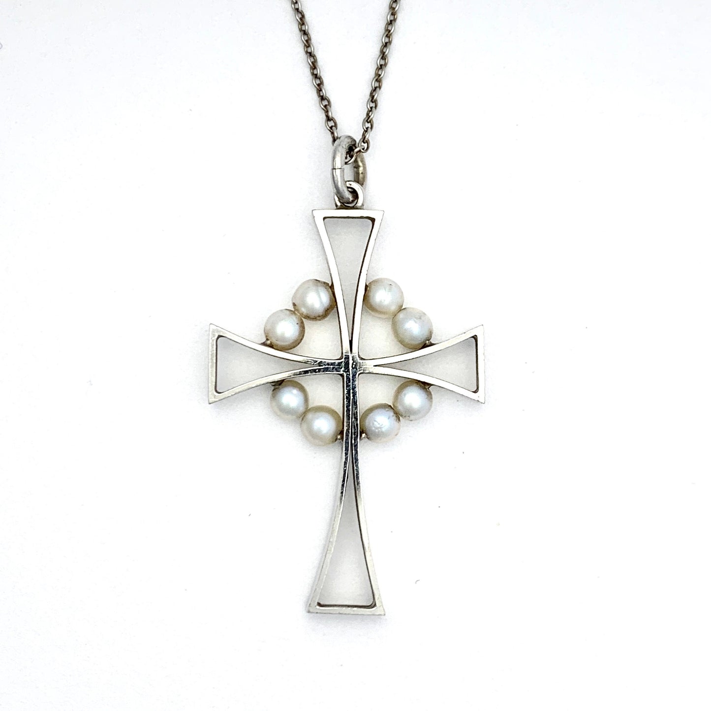 Vintage 9CT White Gold Pearl Crucifix Cross Pendant and Chain Necklace