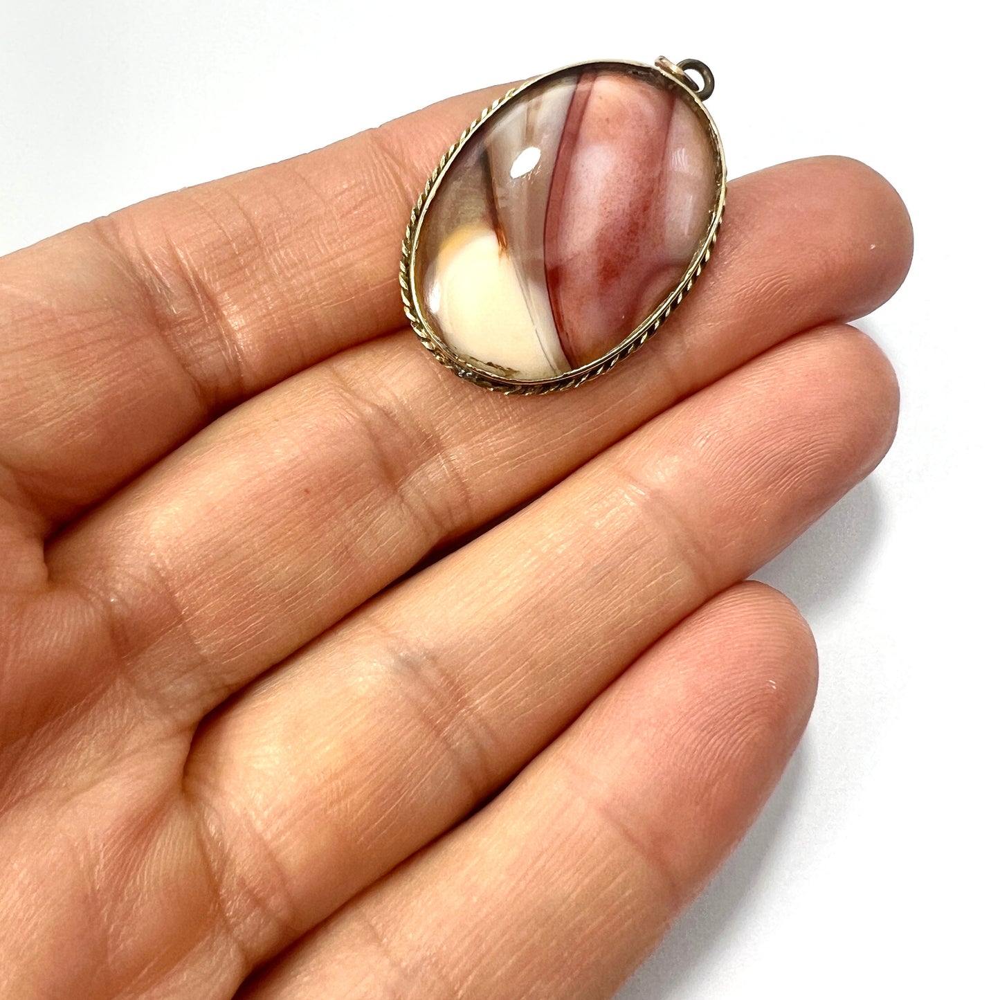 Antique Victorian 9CT Gold Hardstone Pendant