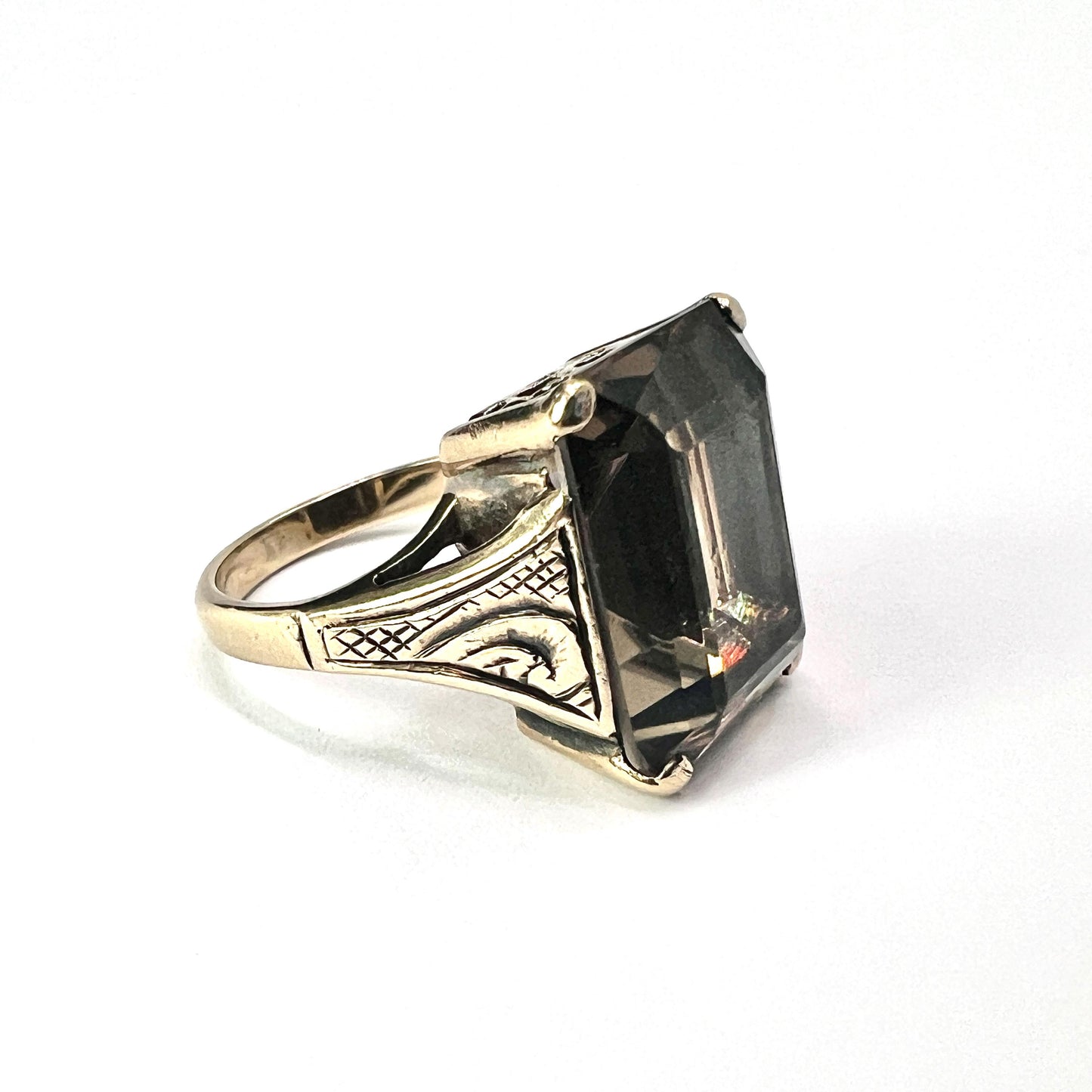 Victorian 9CT Gold Smoky Quartz Rectangular Cocktail Ring