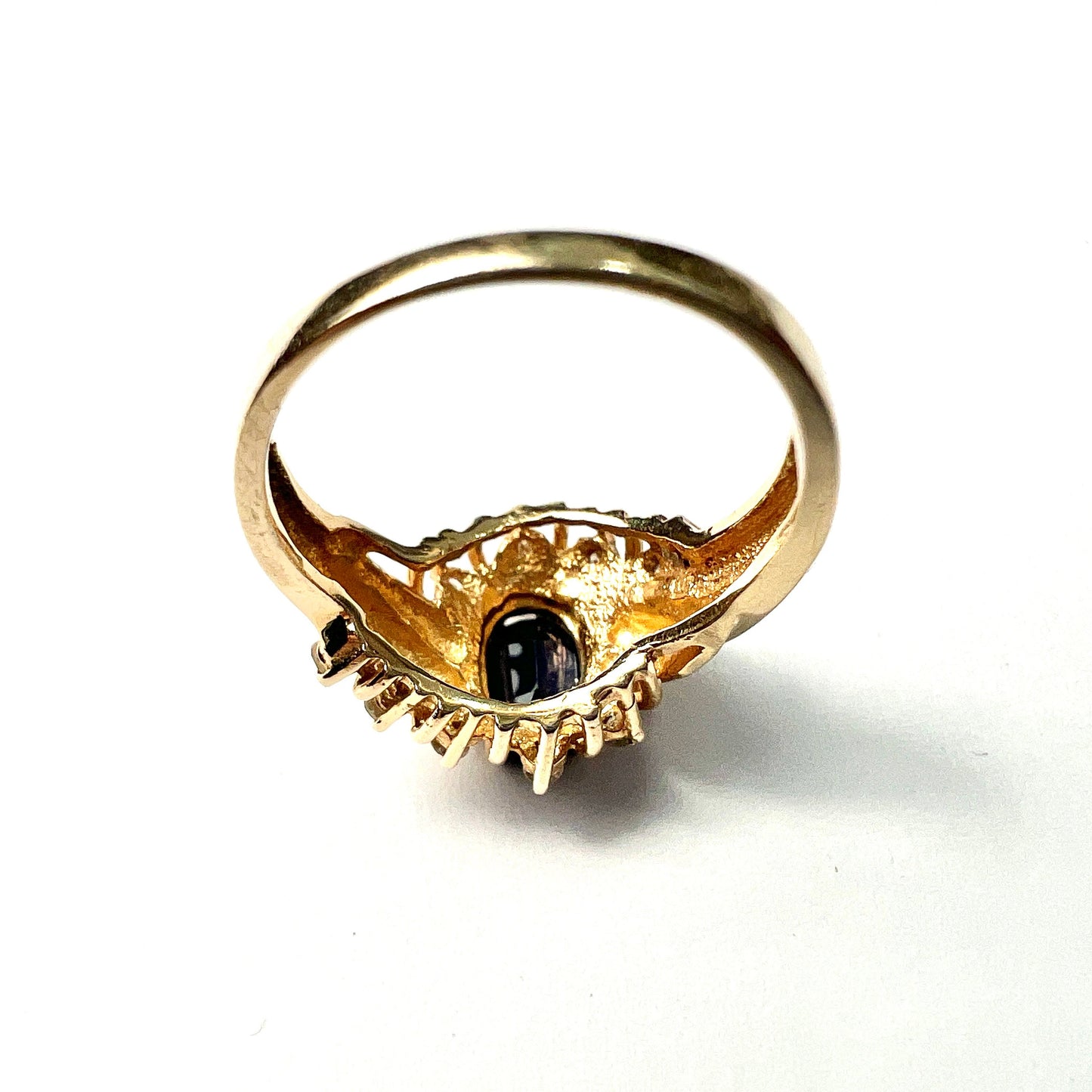 Vintage 14CT Gold Sapphire and Diamond Ring