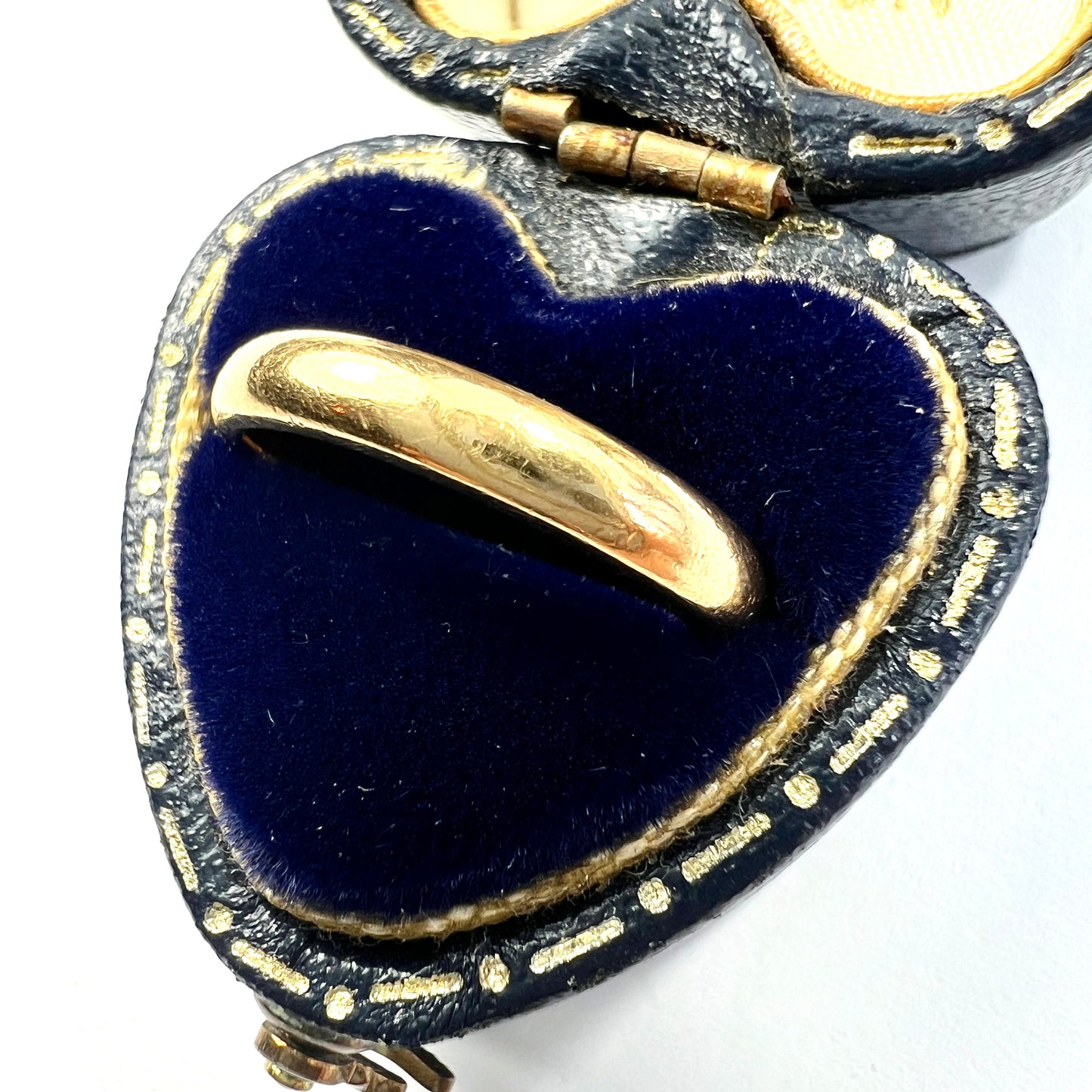 1950 Vintage 22CT Gold Wedding Ring