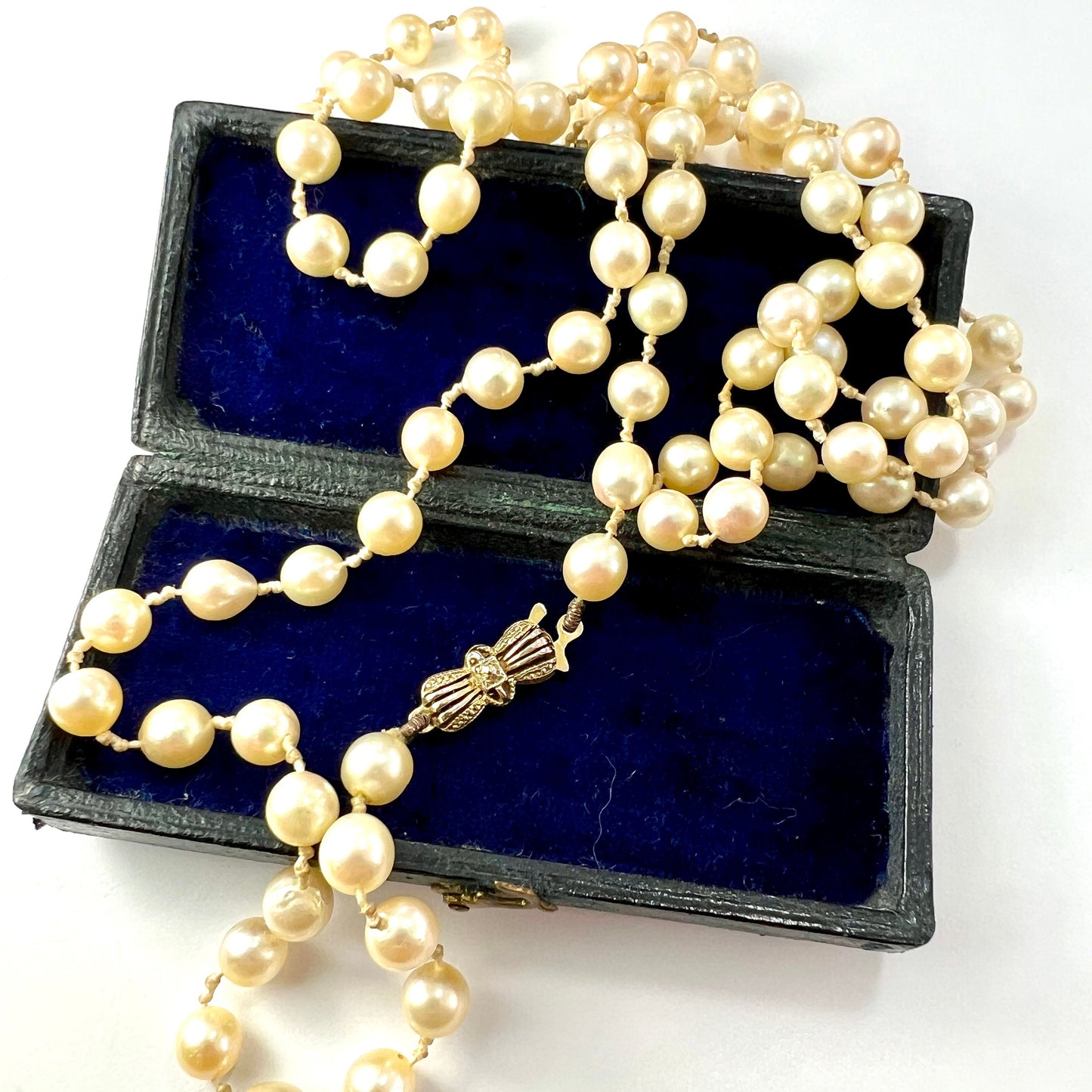 Vintage Very Long Cultured Pearl Necklace with 9CT Gold Clasp