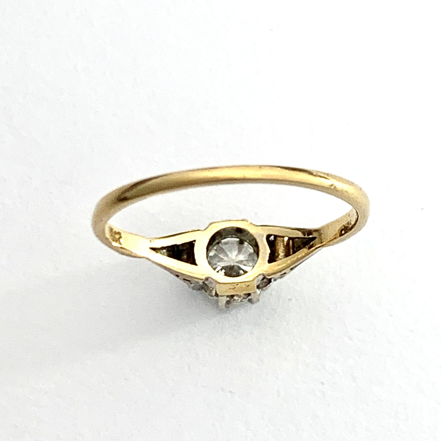 Vintage Diamond Solitaire Engagement Ring in 18CT Gold and Platinum
