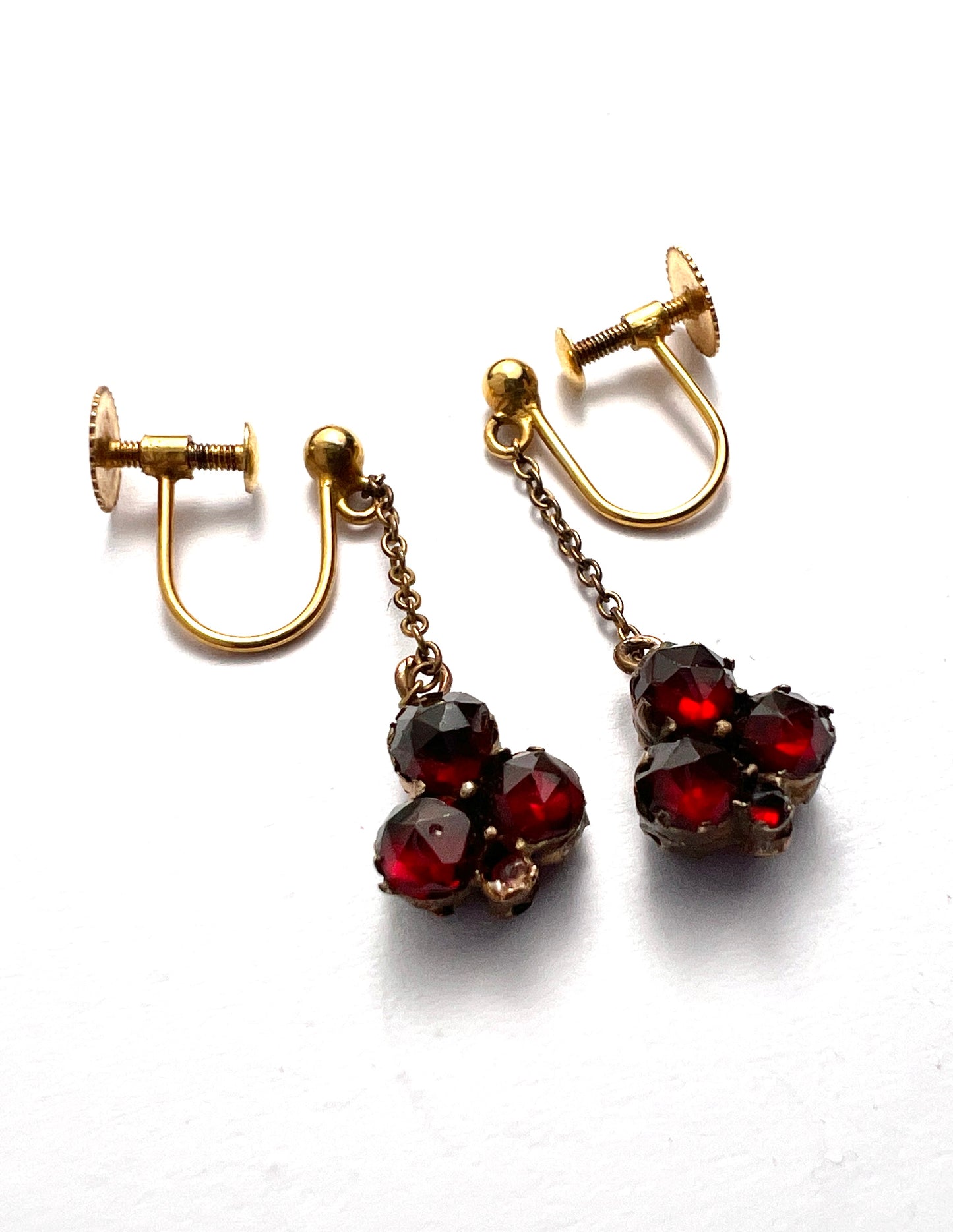 Victorian 9CT Gold Rose-cut Garnet Trefoil Earrings