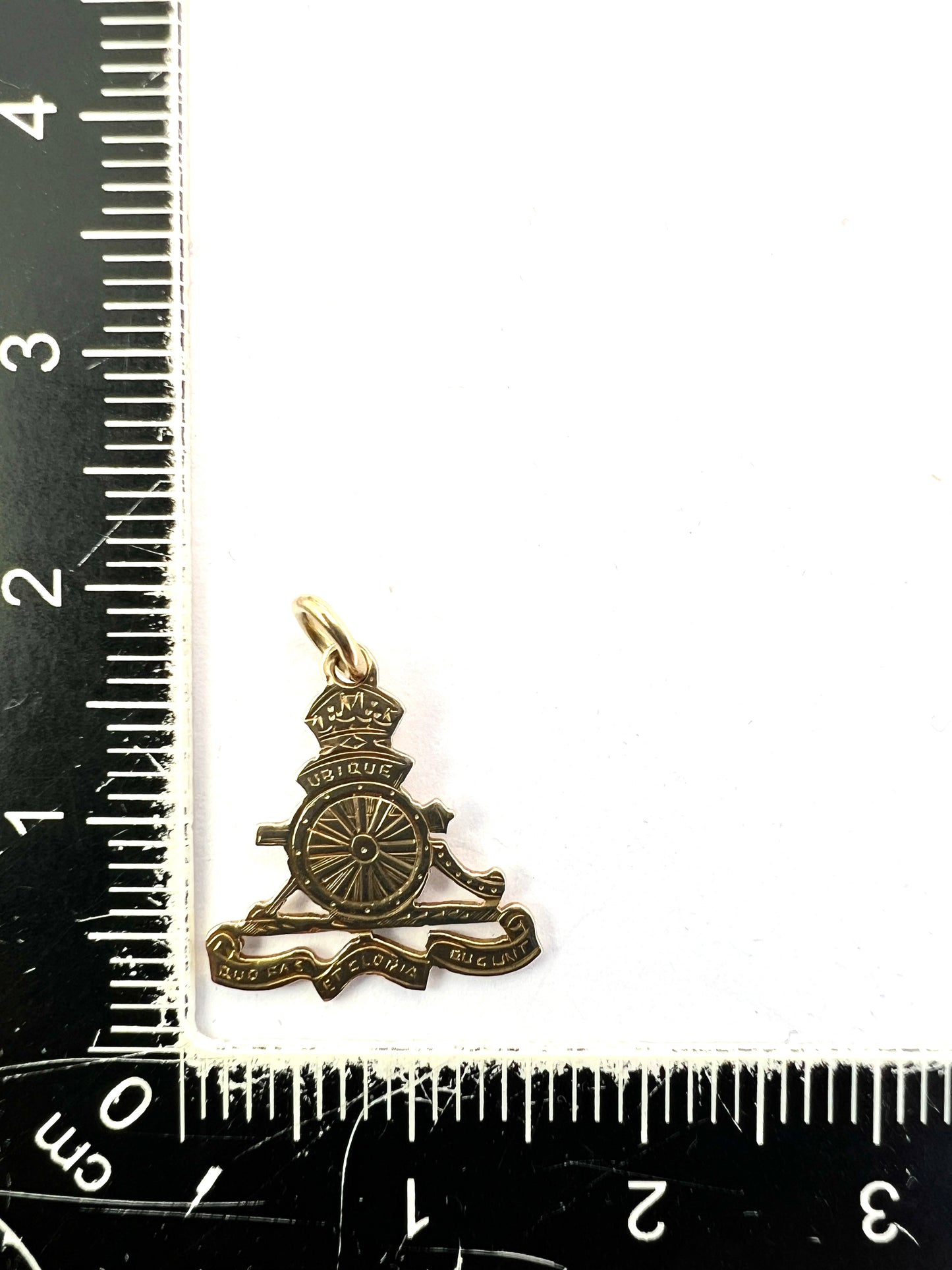 Vintage 9CT Gold Royal Artillery Regimental Sweetheart Charm Pendant