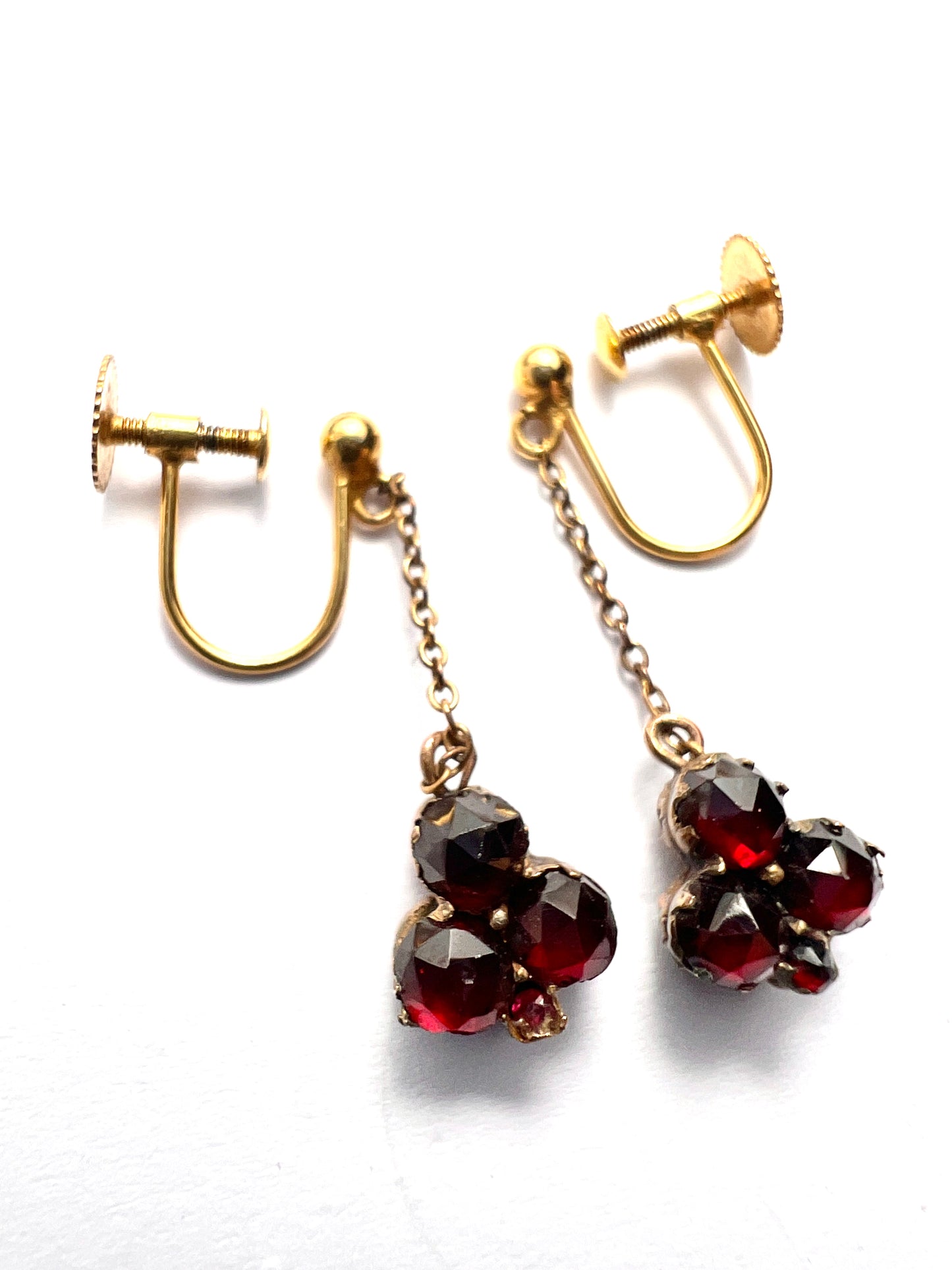 Victorian 9CT Gold Rose-cut Garnet Trefoil Earrings