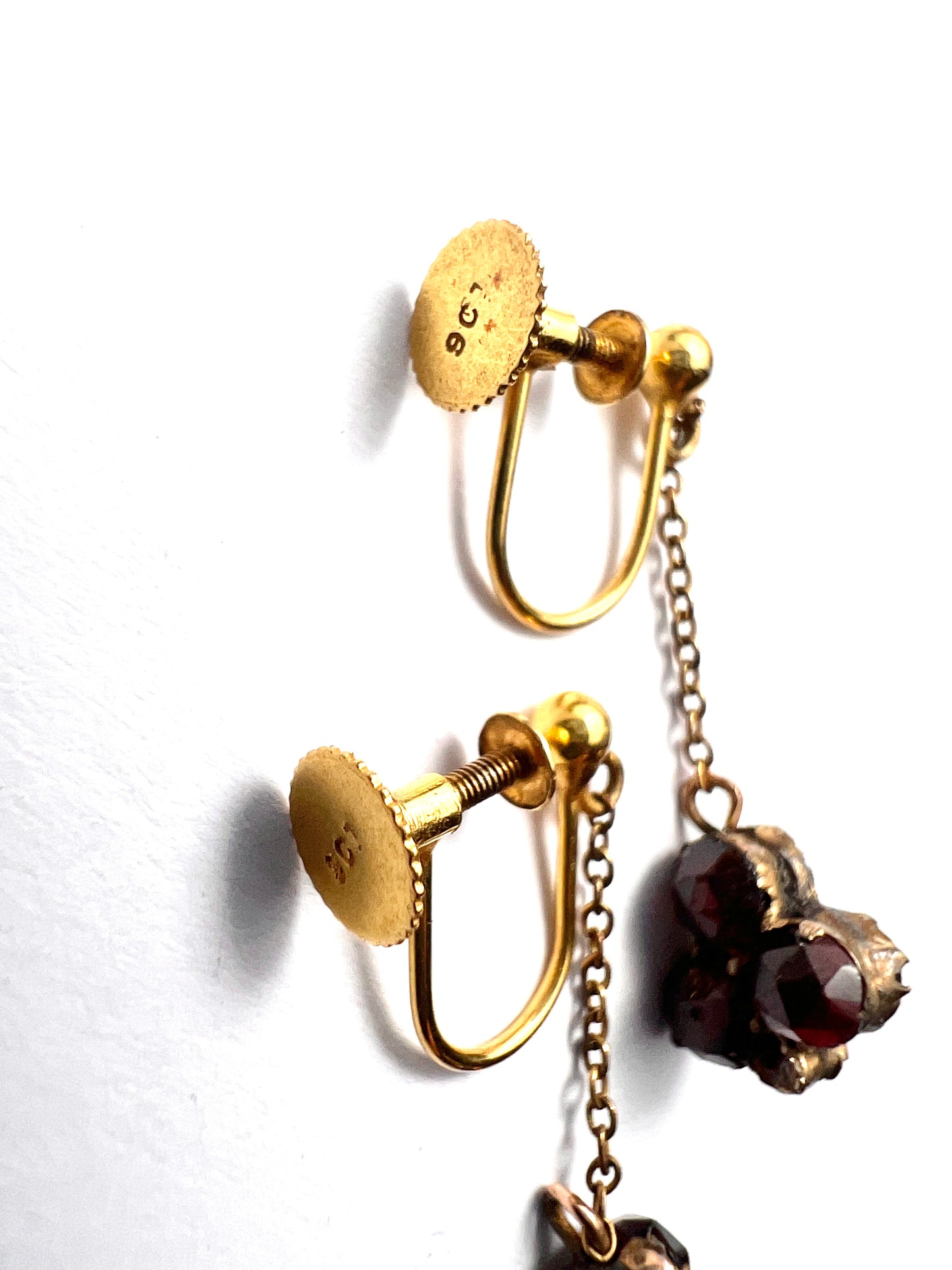 Victorian 9CT Gold Rose-cut Garnet Trefoil Earrings