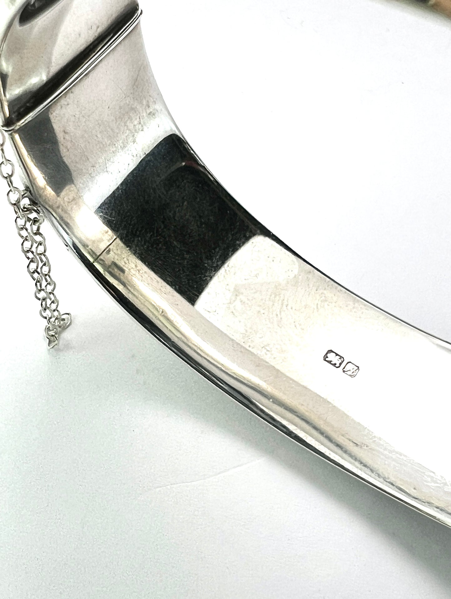 Vintage Sterling Silver Floral Hinged Bangle