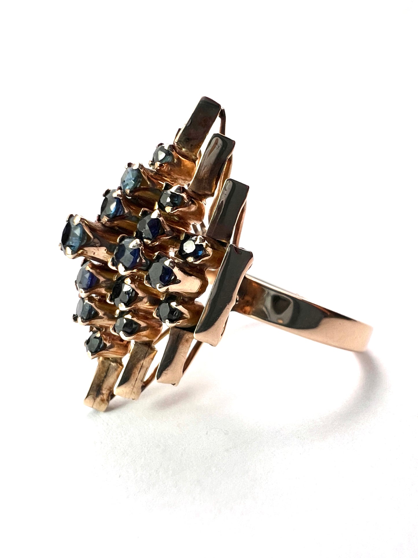 Vintage 14CT Gold Brutalist Sapphire Ring