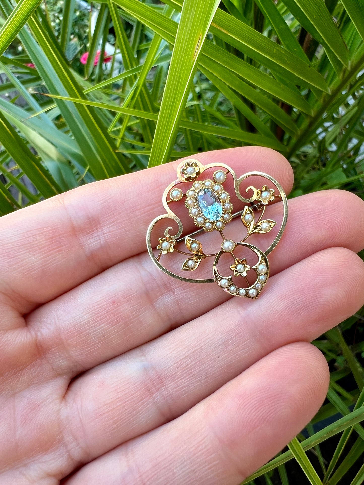 Edwardian 15CT Gold Aquamarine Pearl Brooch