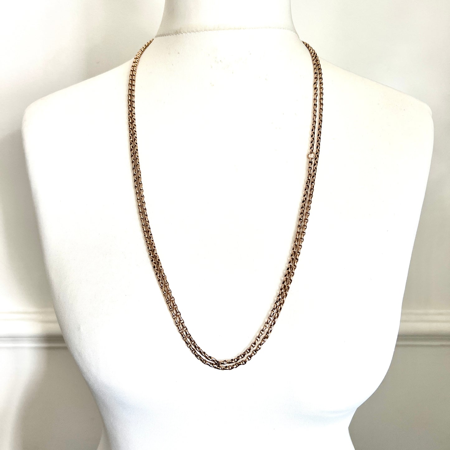 Very Long Victorian 9CT Gold Longuard Chain Necklace