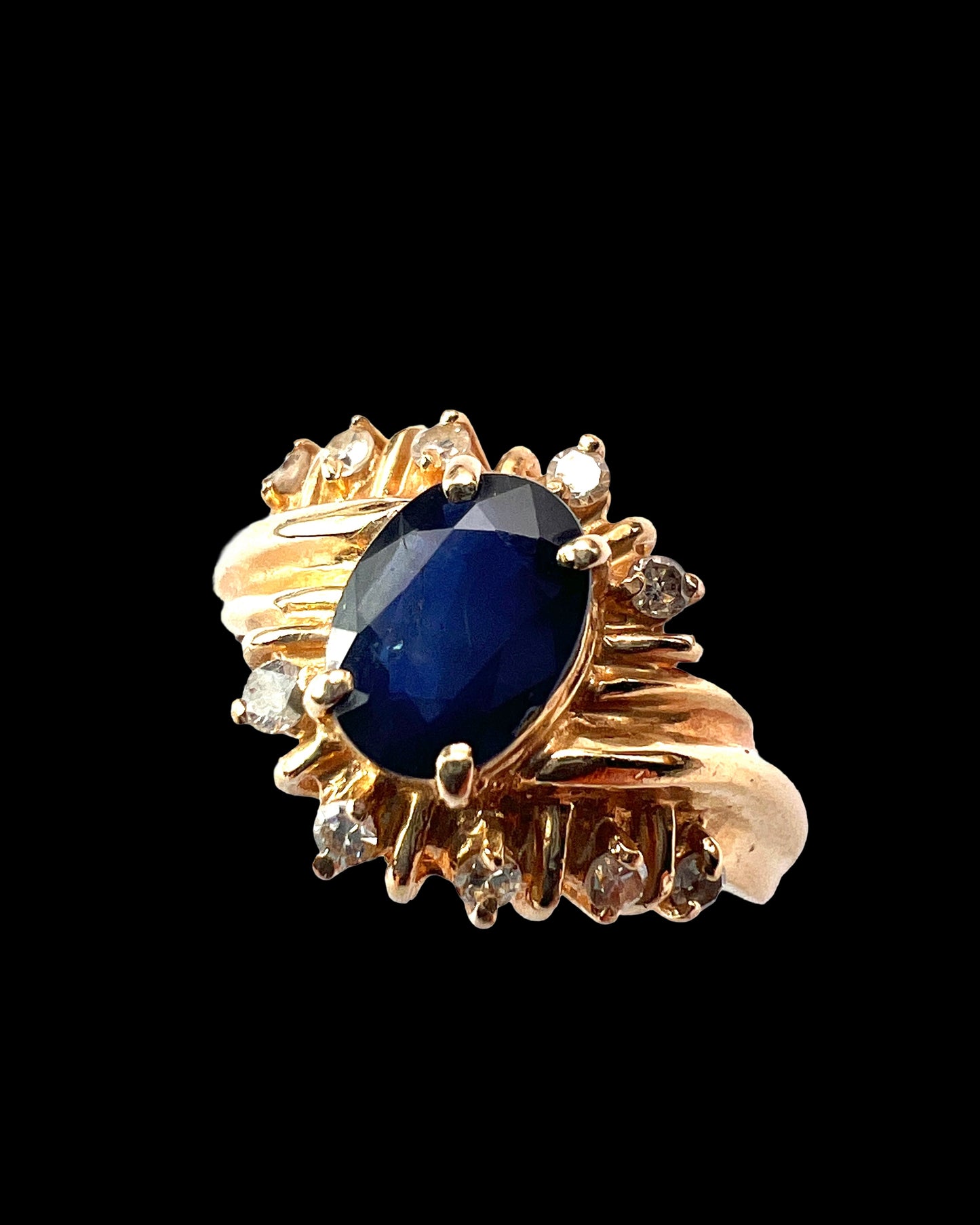 Vintage 14CT Gold Sapphire and Diamond Ring