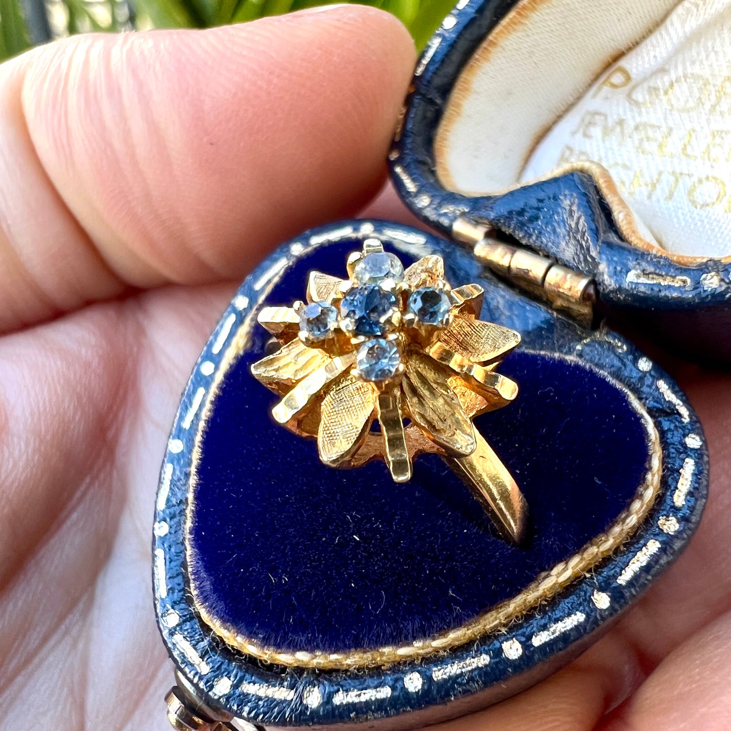 Vintage Gold Star Sapphire Ring