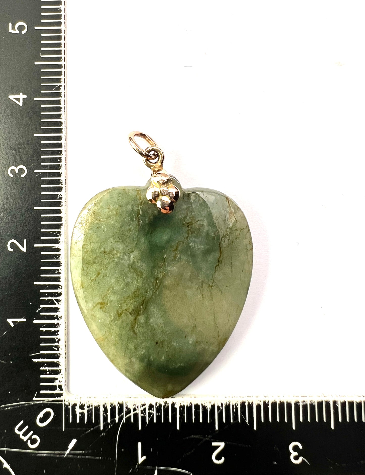 Victorian 9CT Gold Nephrite Jade Heart Pendant