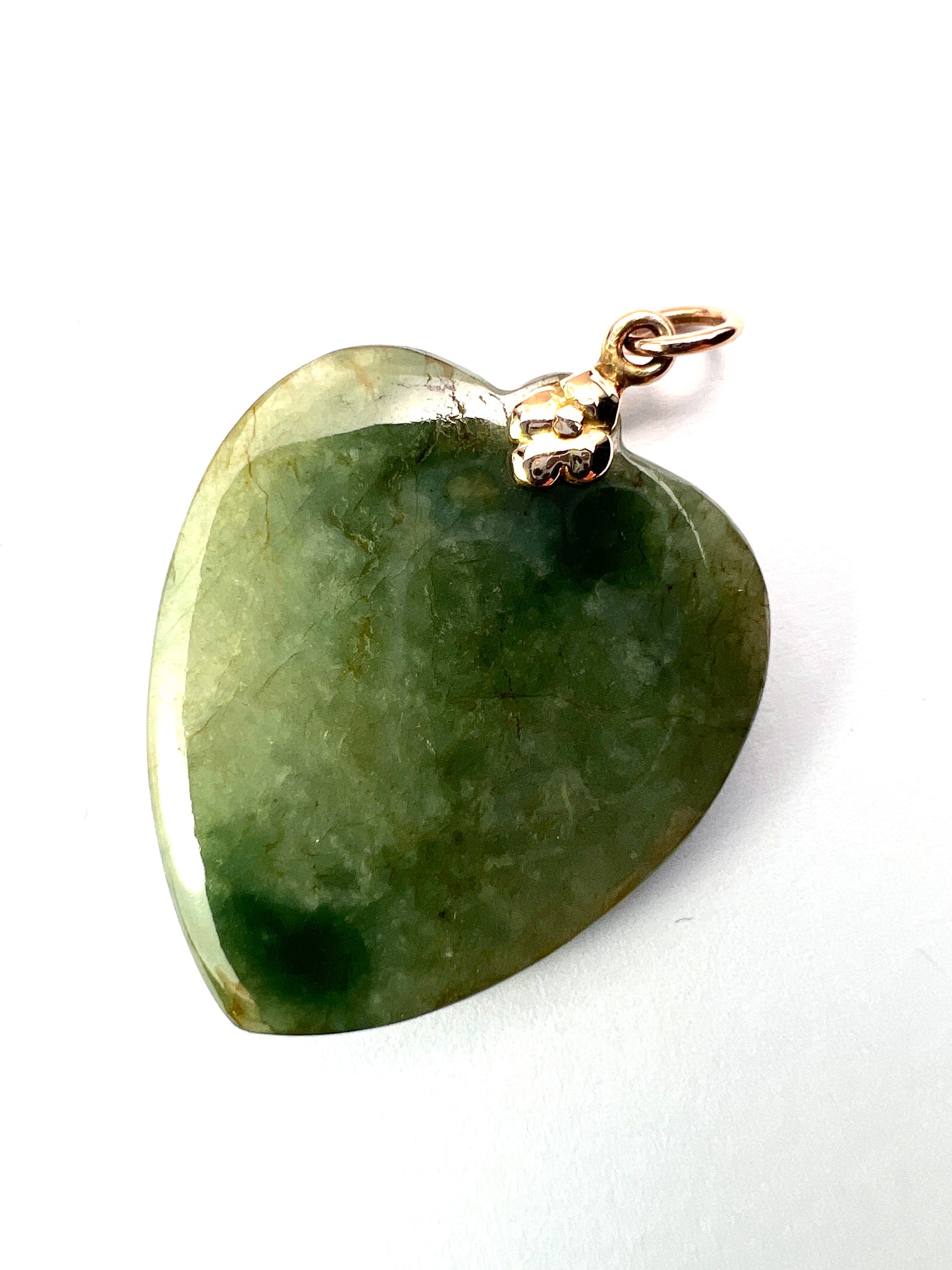 Victorian 9CT Gold Nephrite Jade Heart Pendant