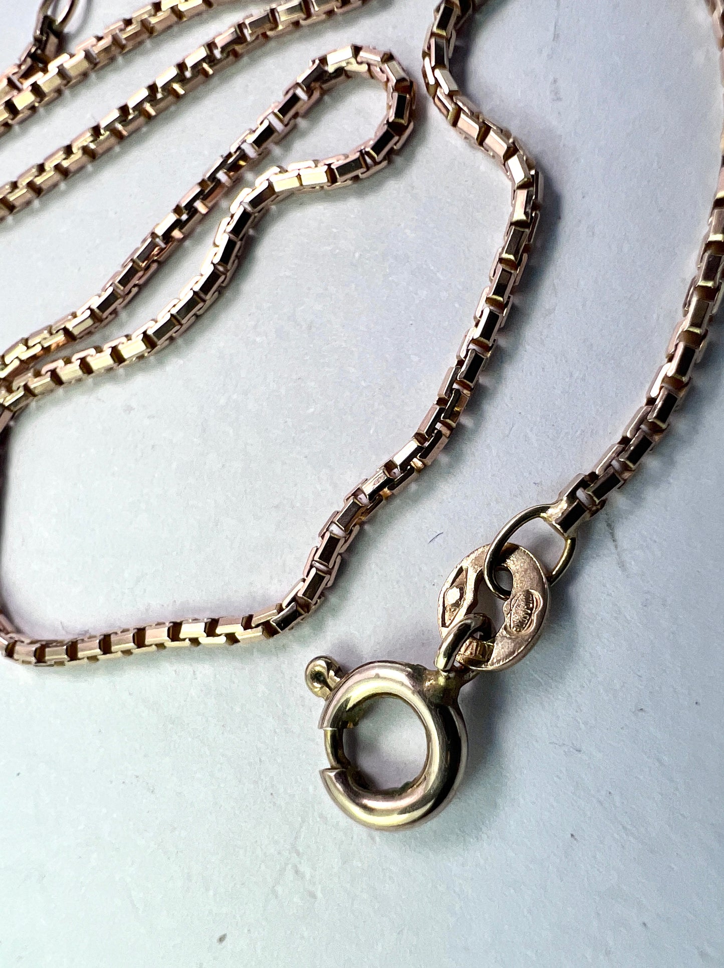 Vintage Solid 9CT Gold Mirror Box Chain Necklace