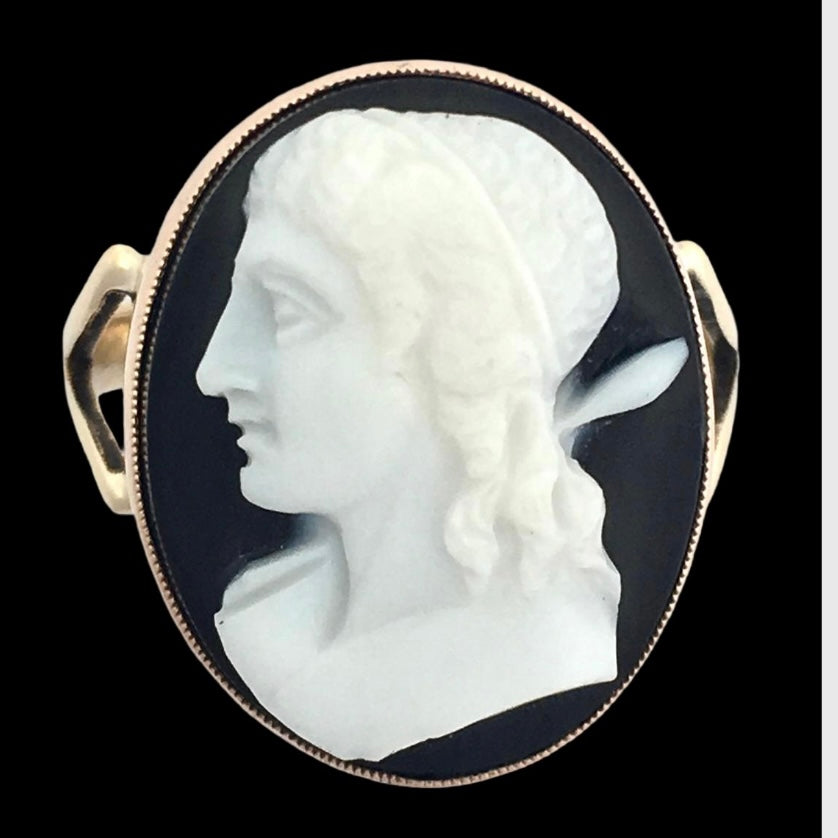 Large Antique 9CT Rose and Yellow Gold Sardonyx Cameo Ring