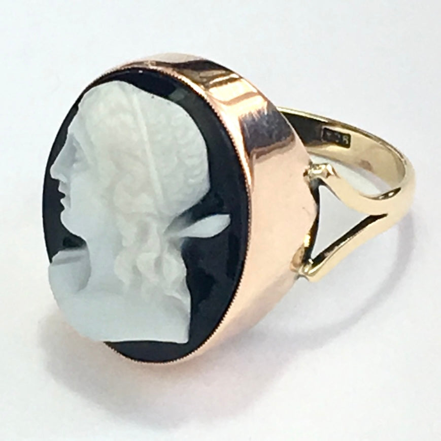Large Antique 9CT Rose and Yellow Gold Sardonyx Cameo Ring