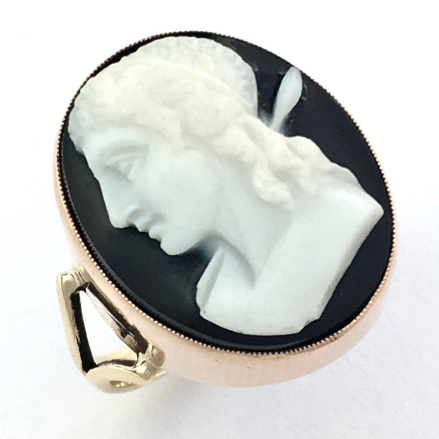 Large Antique 9CT Rose and Yellow Gold Sardonyx Cameo Ring