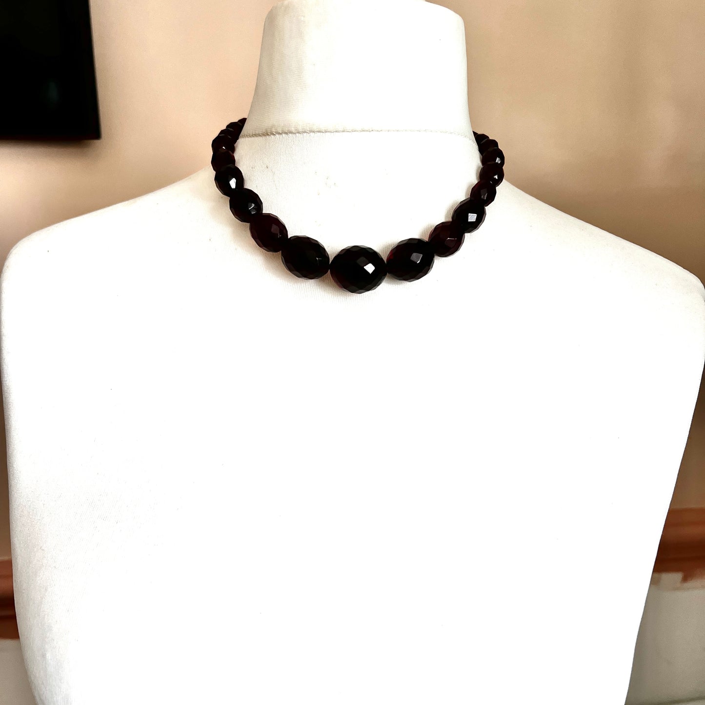 Art Deco Cherry Amber Bakelite Necklace with 9CT Gold Clasp